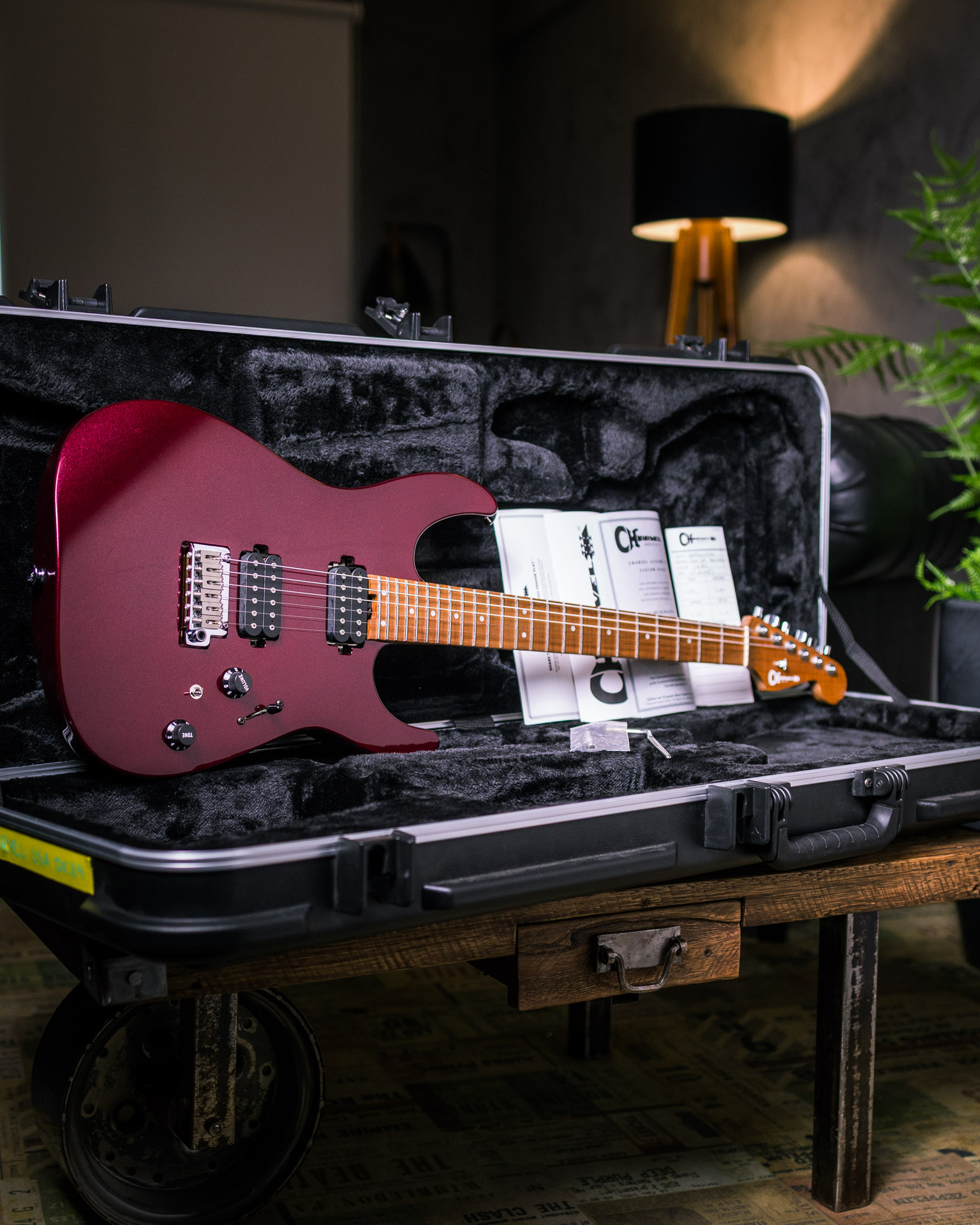 Guitarra Charvel USA Custom Select DK24 - The Tone Boutique