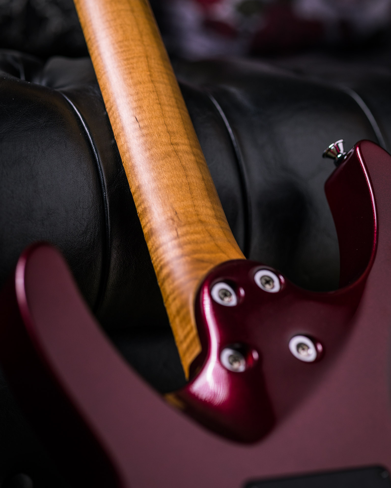 Guitarra Charvel USA Custom Select DK24 - The Tone Boutique