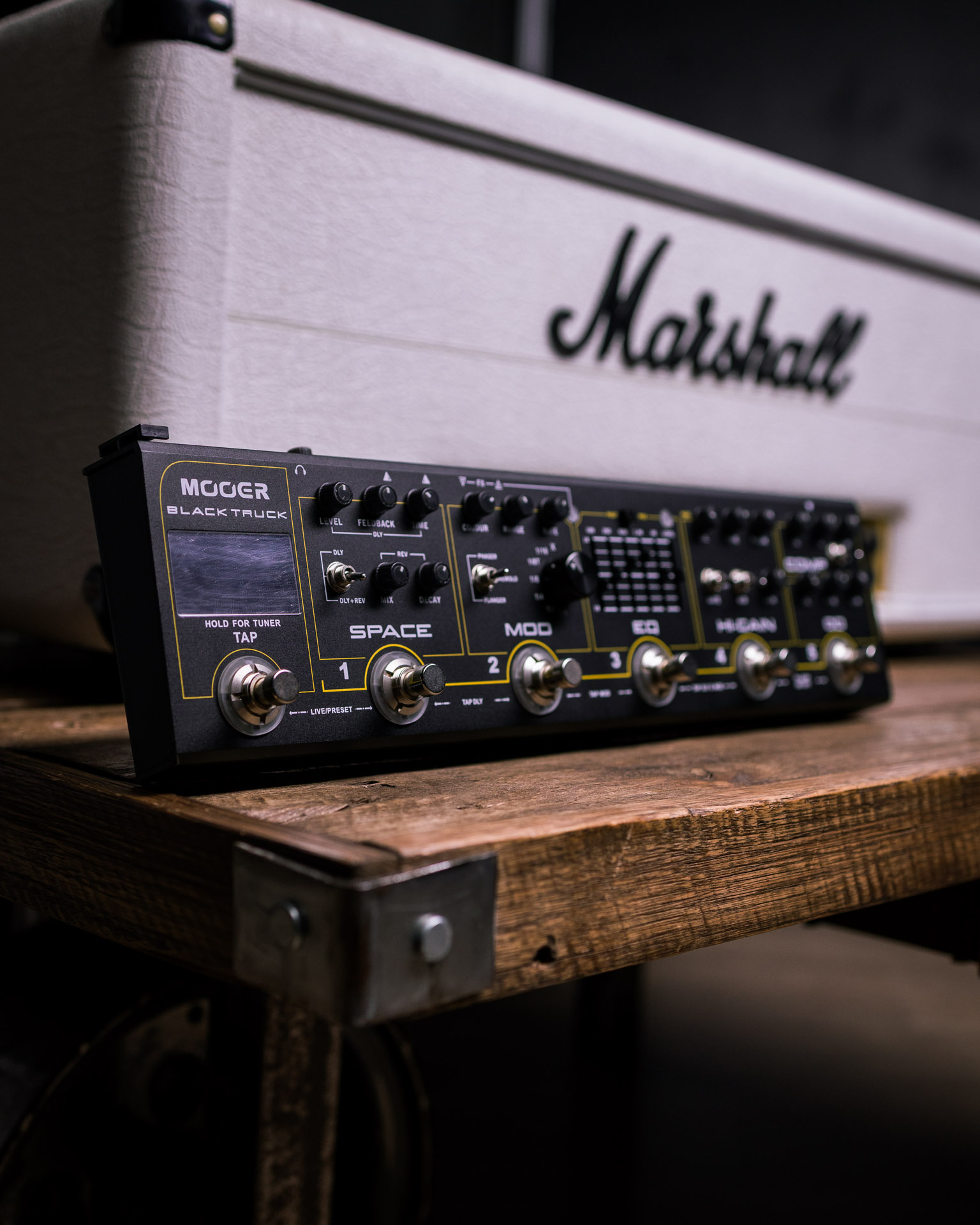 Mooer Black Truck Multi Efeito - Produto Usado - The Tone Boutique