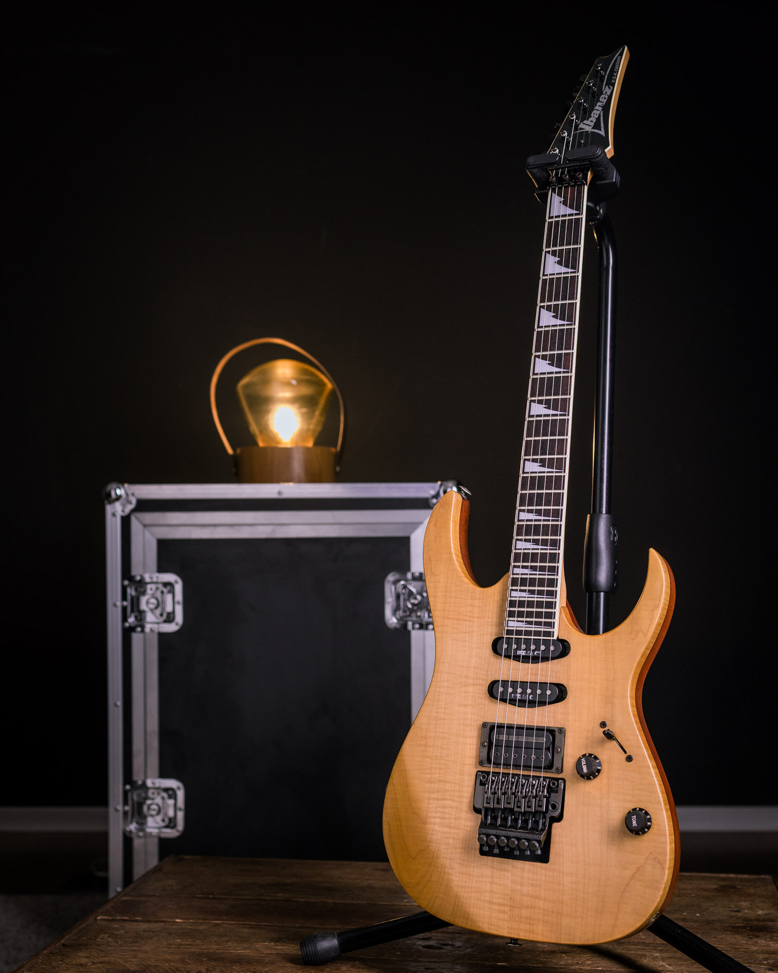 Ibanez USA Custom UCEW1FM - Produto Usado - The Tone Boutique