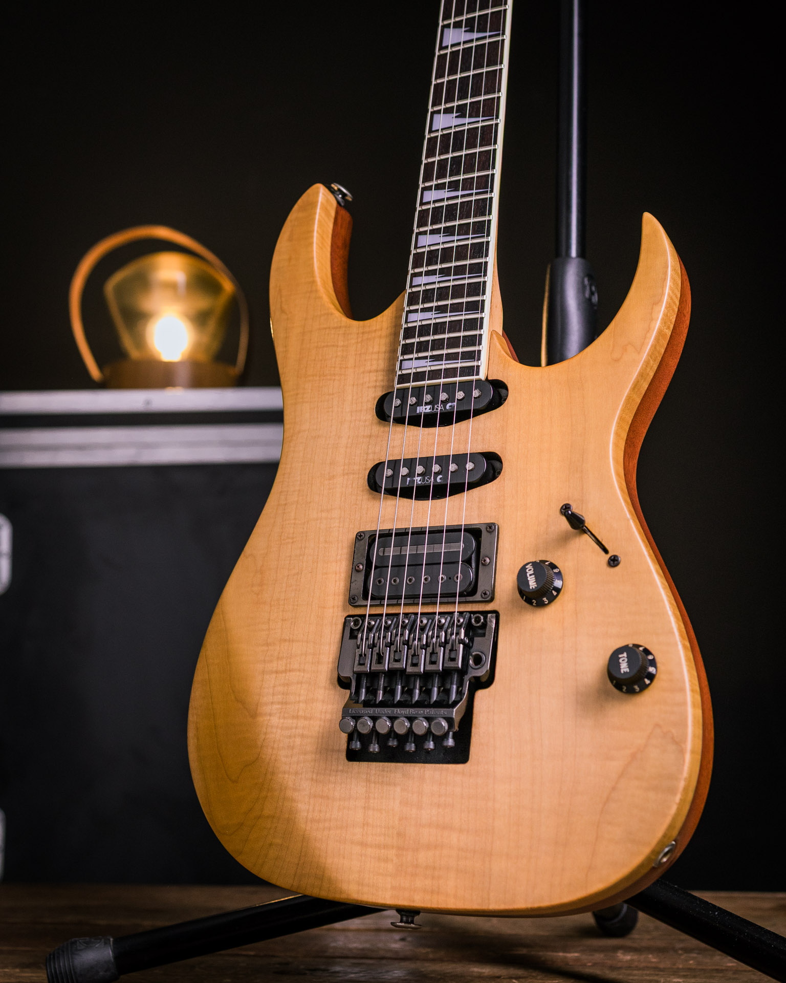 Ibanez USA Custom UCEW1FM - Produto Usado - The Tone Boutique
