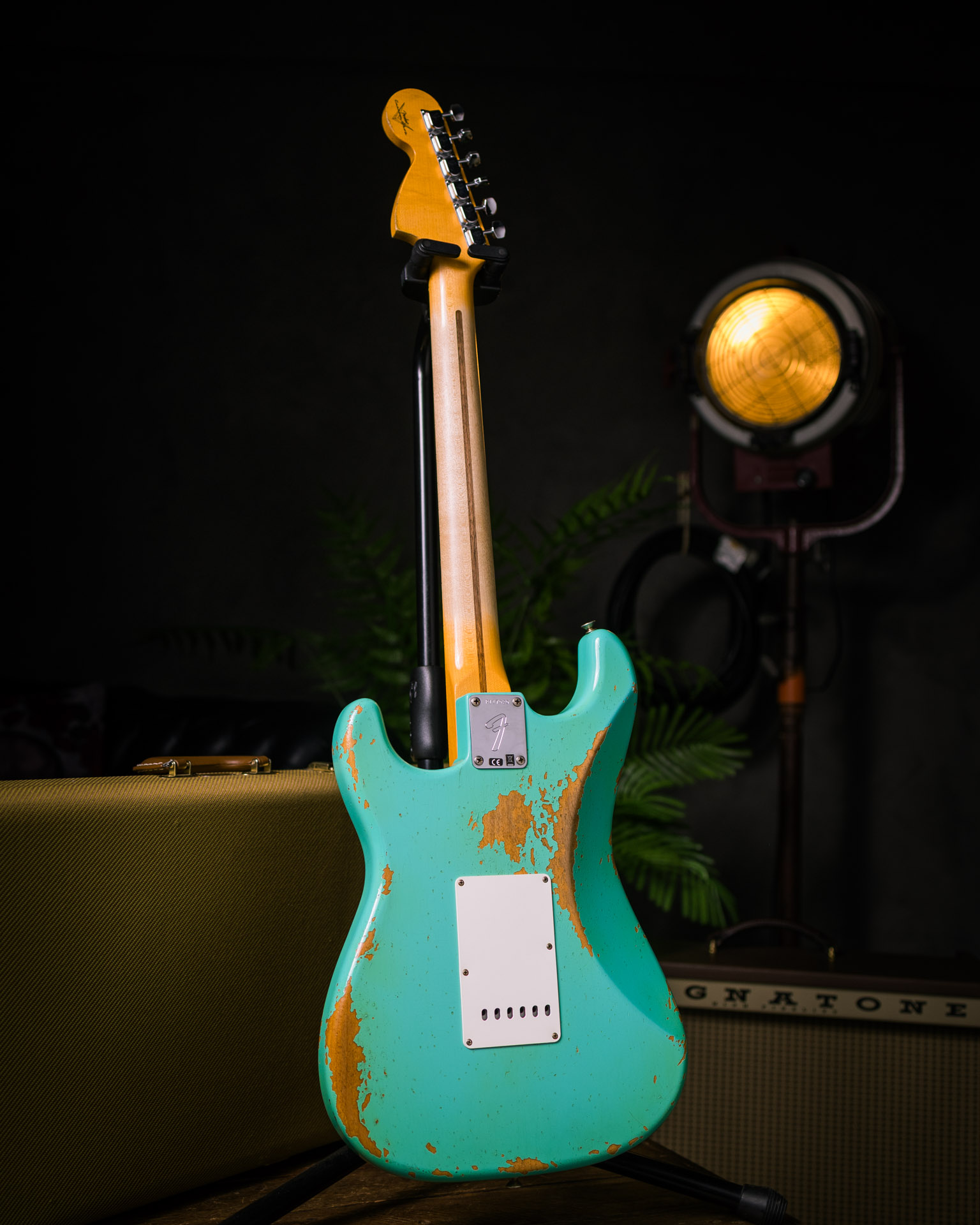 Guitarra Fender Custom Shop '69 Stratocaster HSS Heavy Relic - The