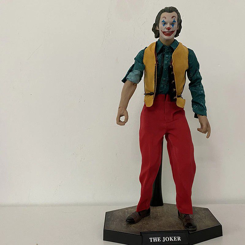 Action Figure Joker Coringa Joaquin Phoenix 30 Cm Dc Comics Cubo