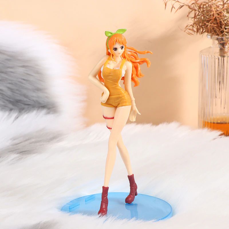 One Piece - Nami SFC Figure 16 cm