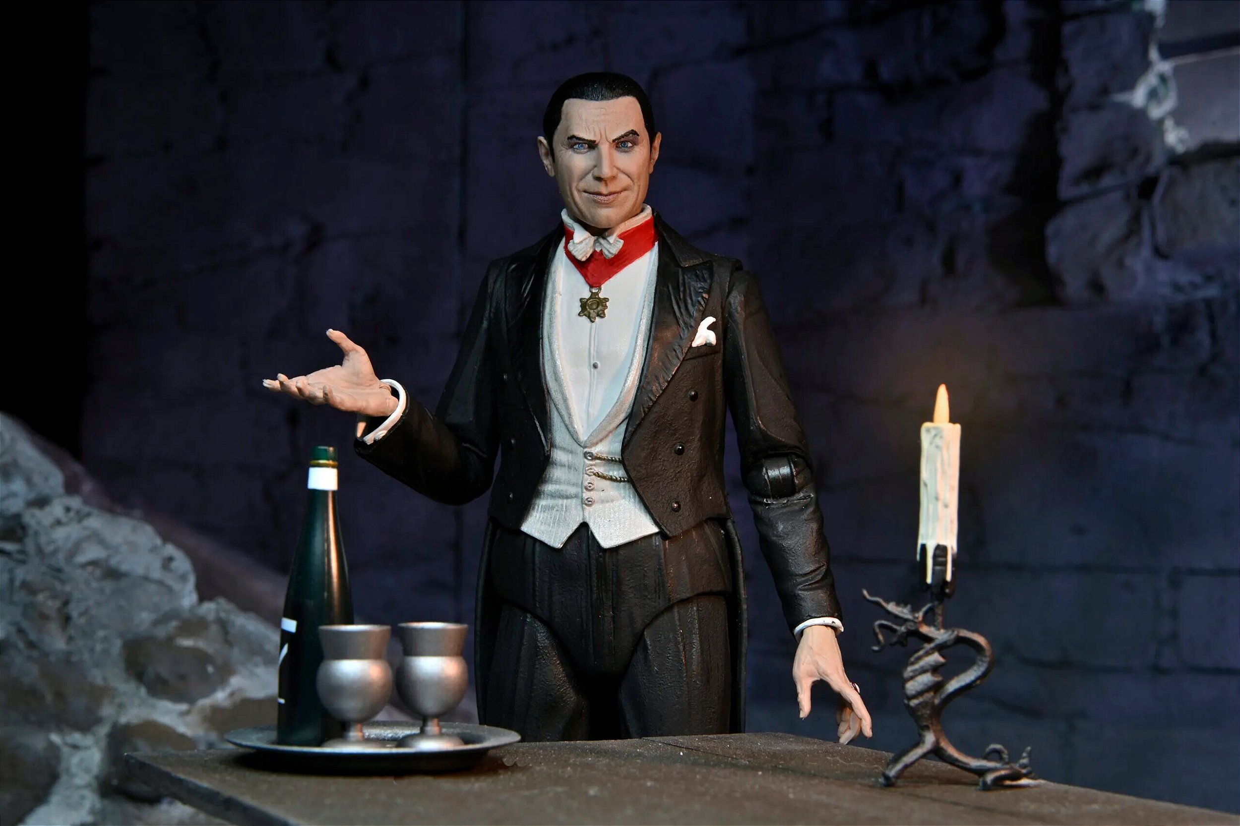 Action Figure Drácula Ultimate Universal Monsters - Neca Toys - Cubo ...