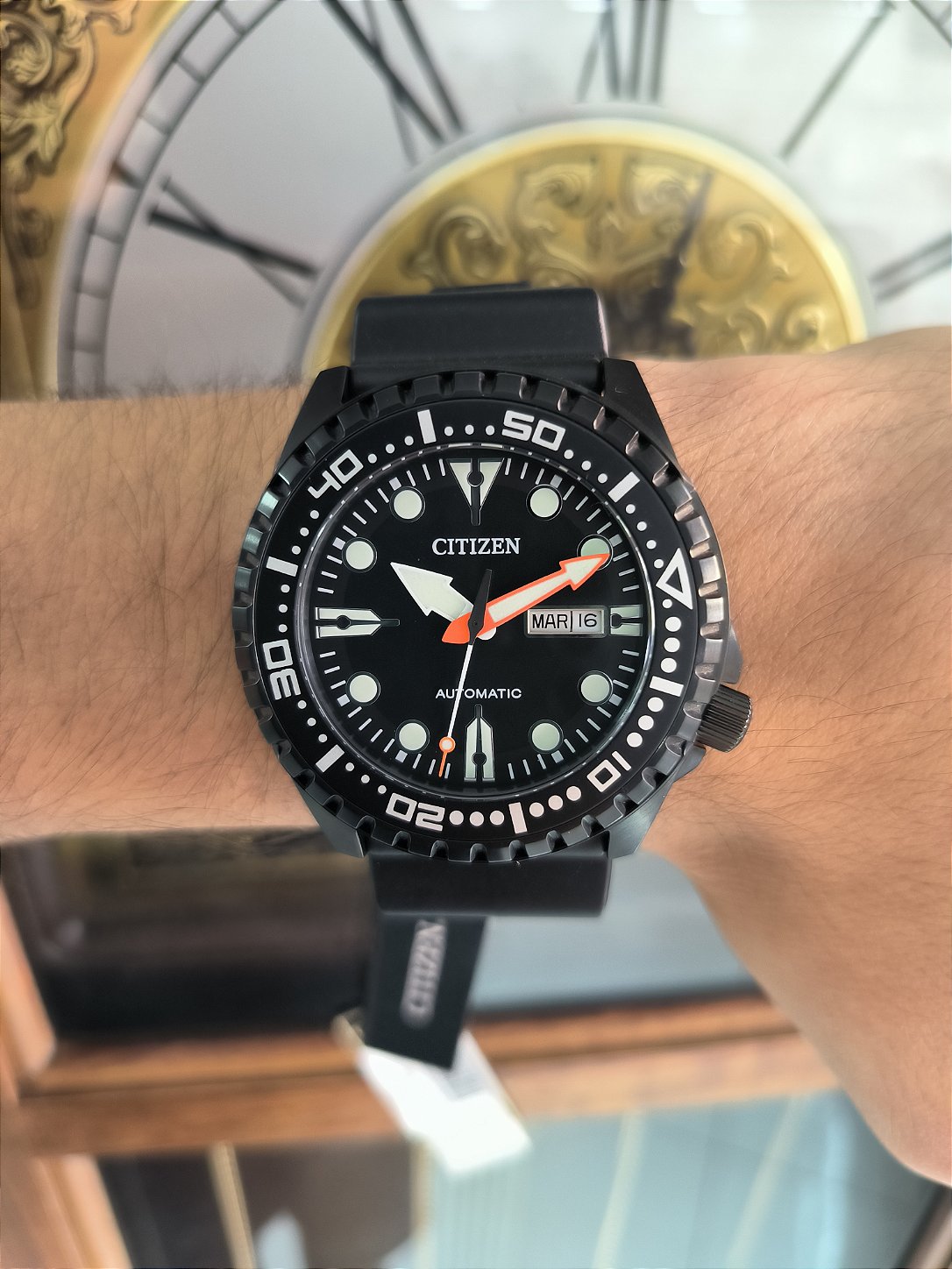 Relógio Citizen Marine Sport Automático TZ31123P - NH8385-11E