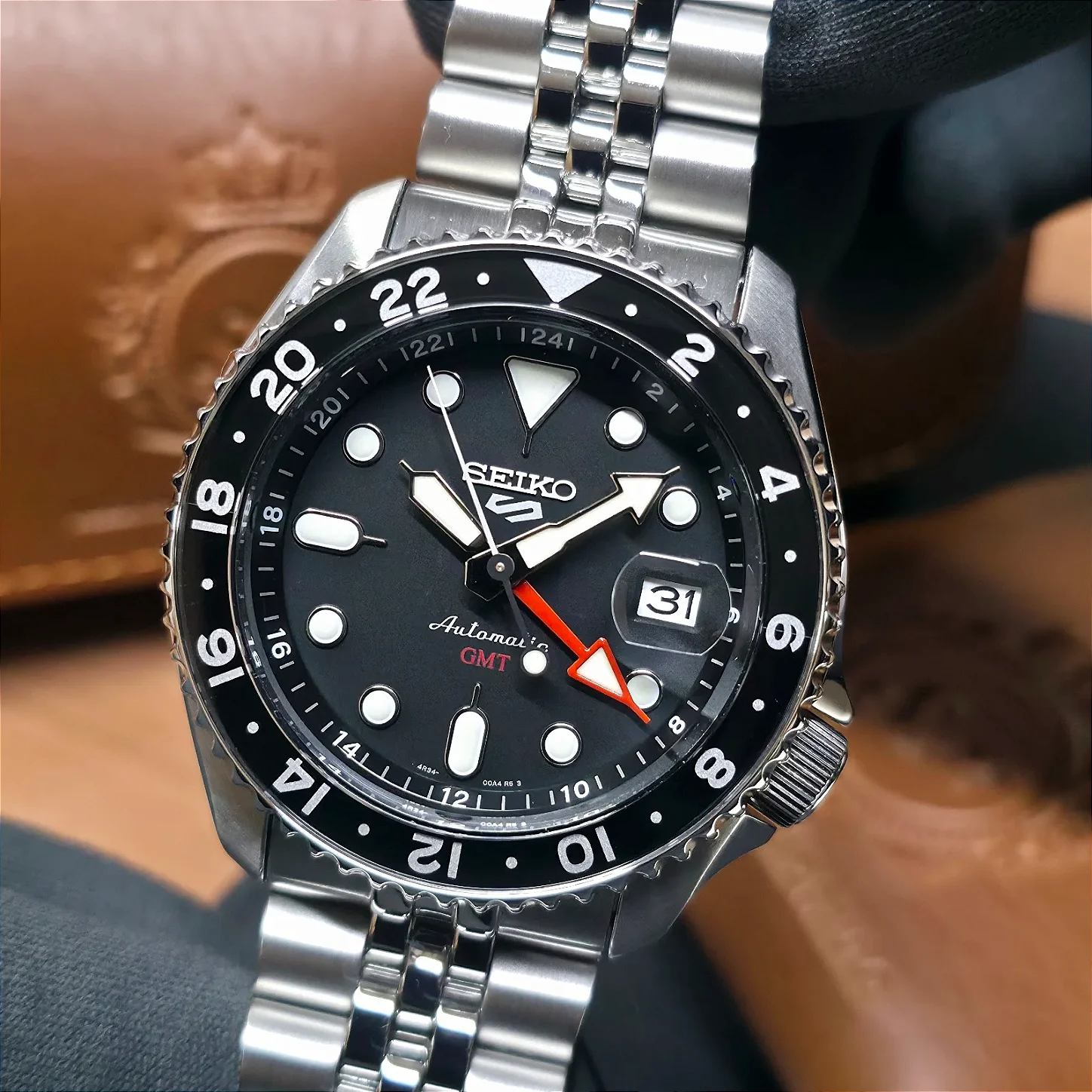 Relógio Seiko 5 Sports GMT SSK001B1 Bruce Wayne - Relojoaria São