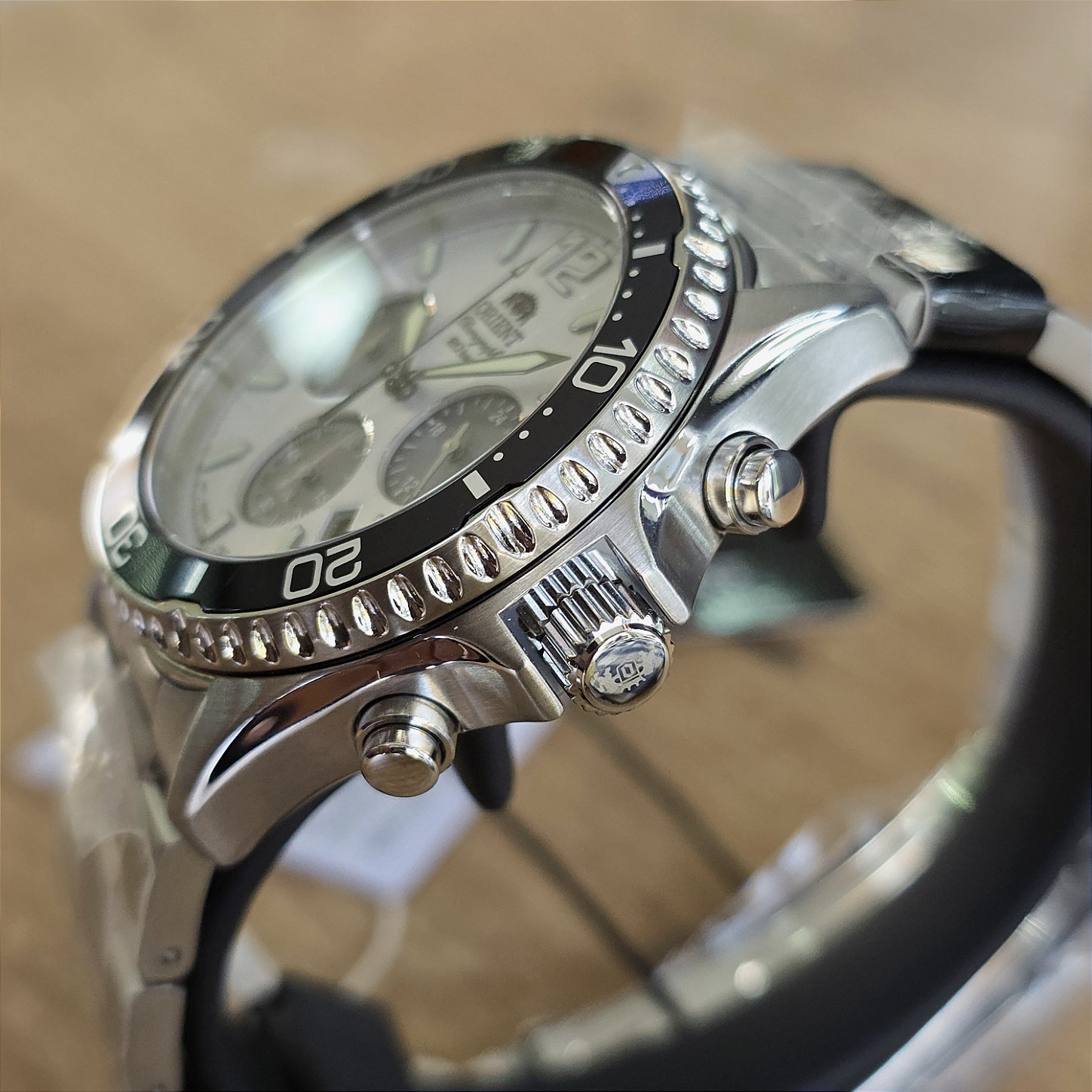 Relógio Orient Mako RA-TX0203S10B Panda Solar Cronógrafo