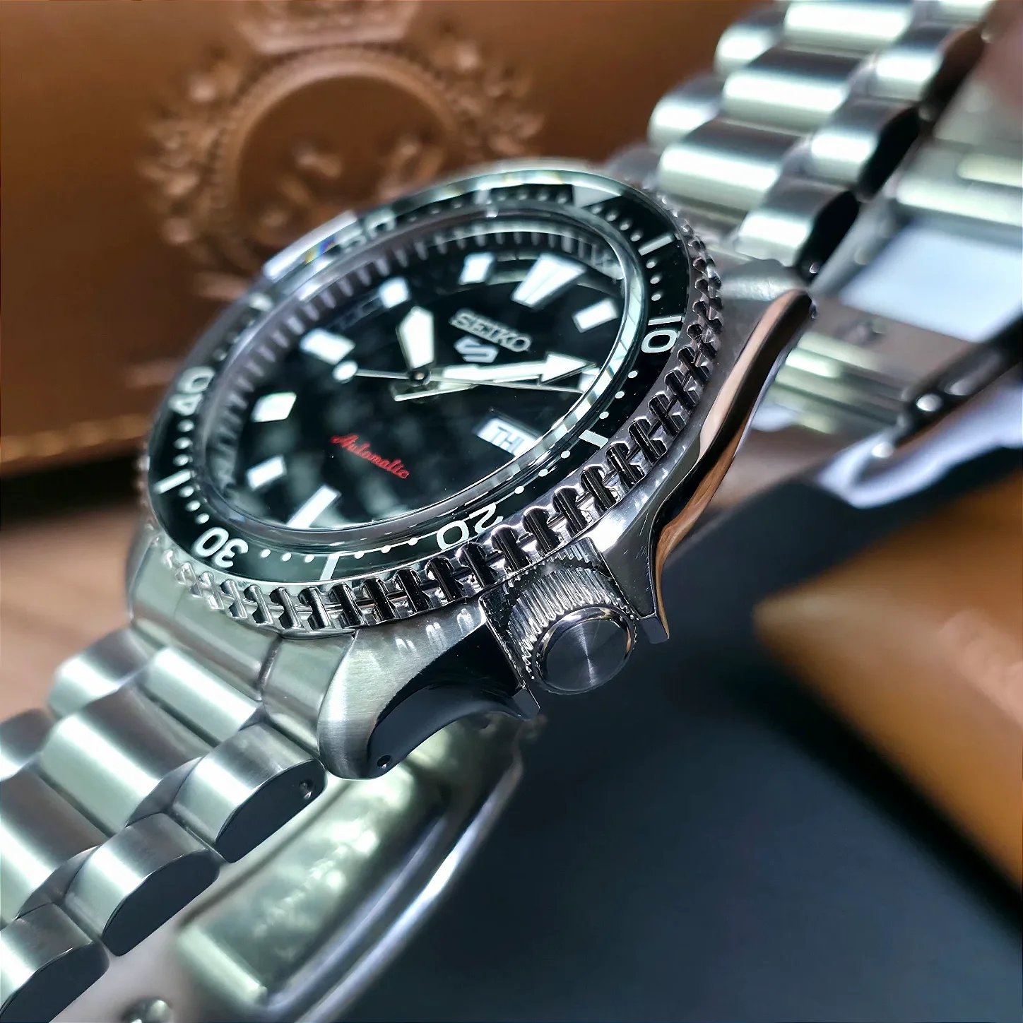 Relógio Seiko 5 Sports SRPL85B1 SKX Redux Preto - Relojoaria São