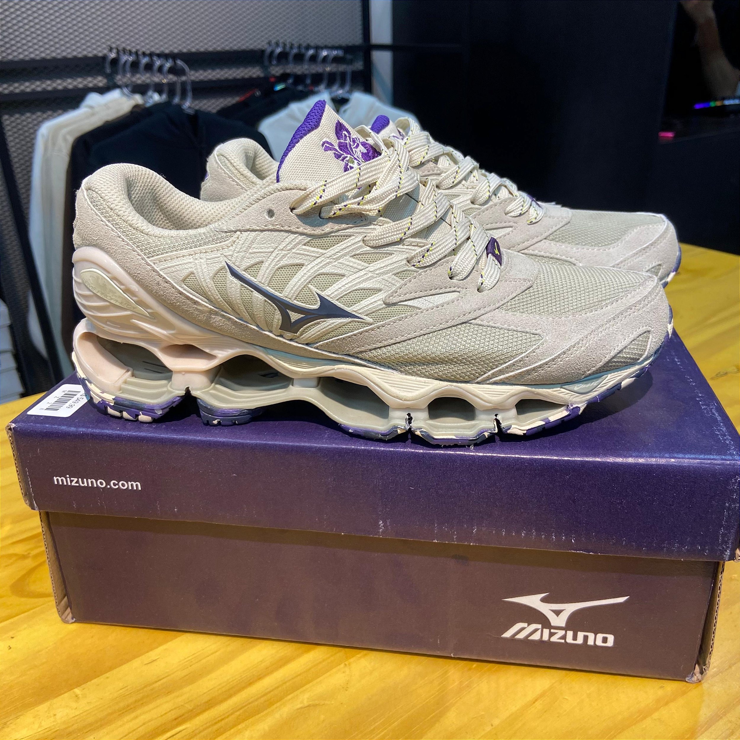 Mizuno Wave Prophecy LS lotus ファッション