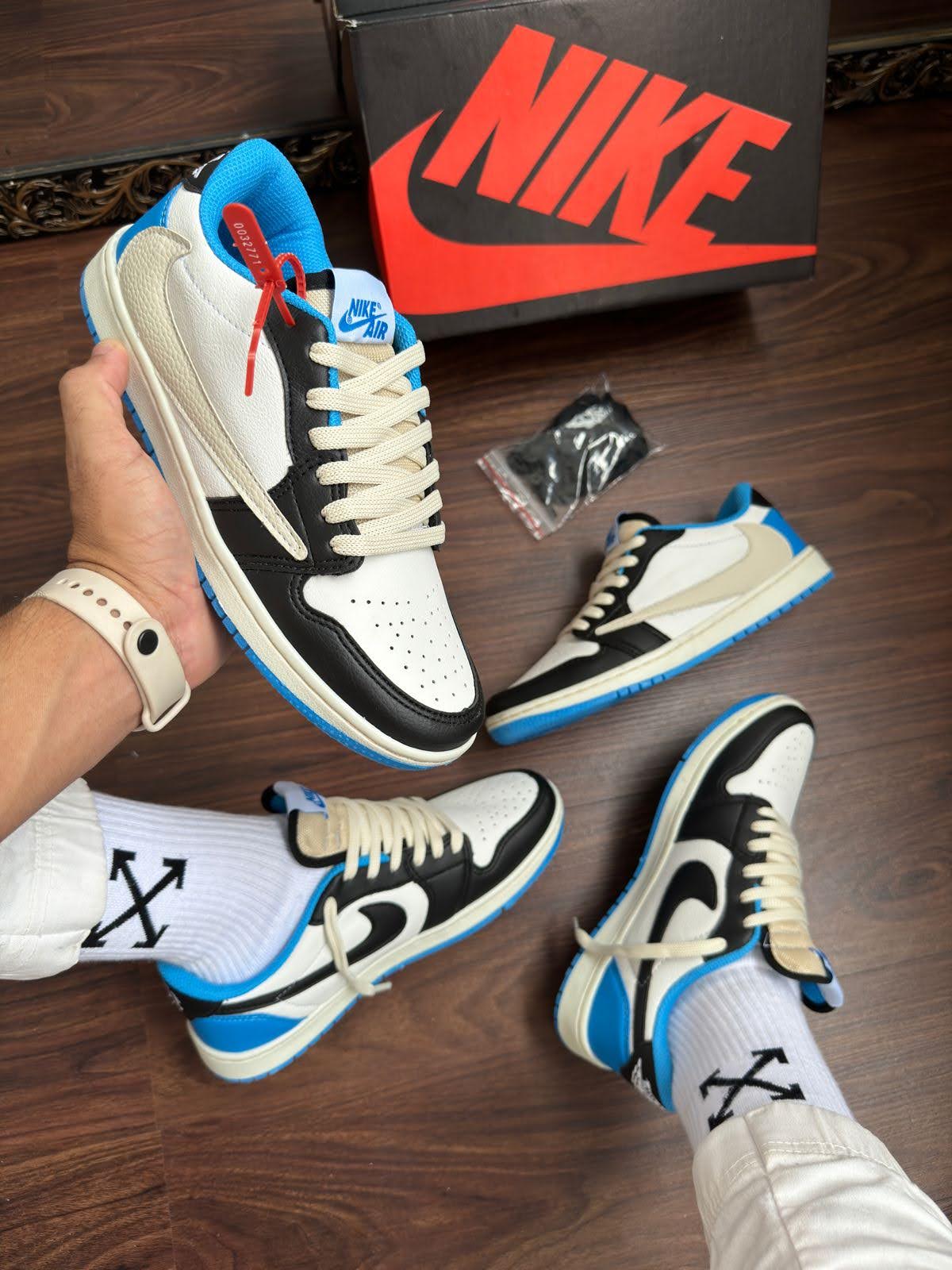 NIKE JORDAN TRAVIS SCOTT - SneakerVerse NIKE JORDAN TRAVIS SCOTT - SneakerVerse