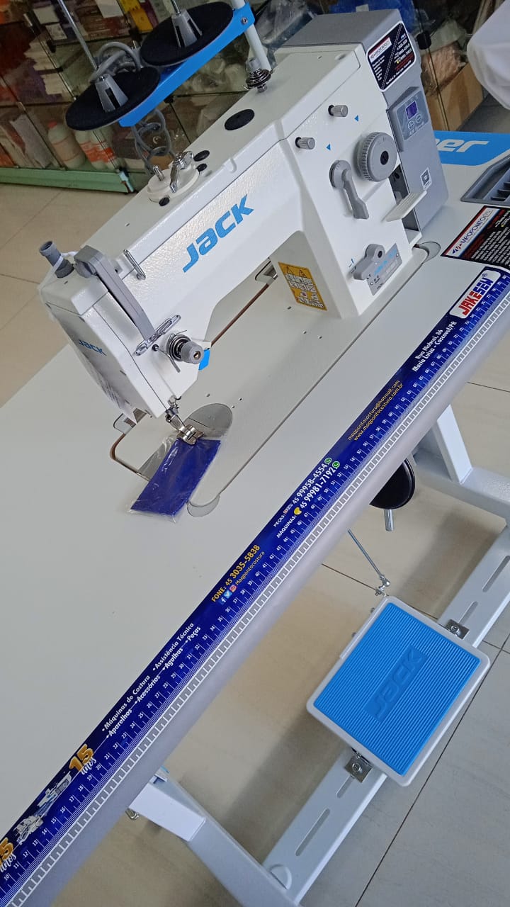 Máquina De Costura Zig Zag Semi Industrial Jack 220v JK-T20U-53Z