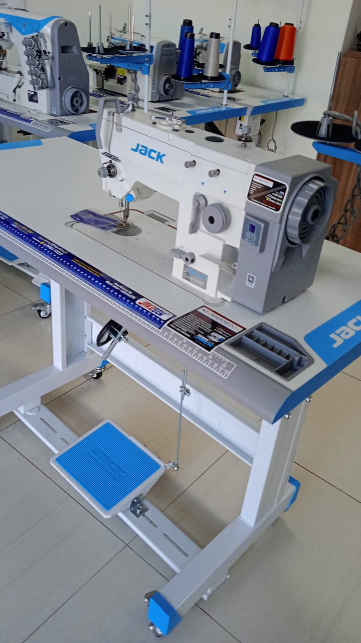 Máquina De Costura Zig Zag Semi Industrial Jack 220v JK-T20U-53Z