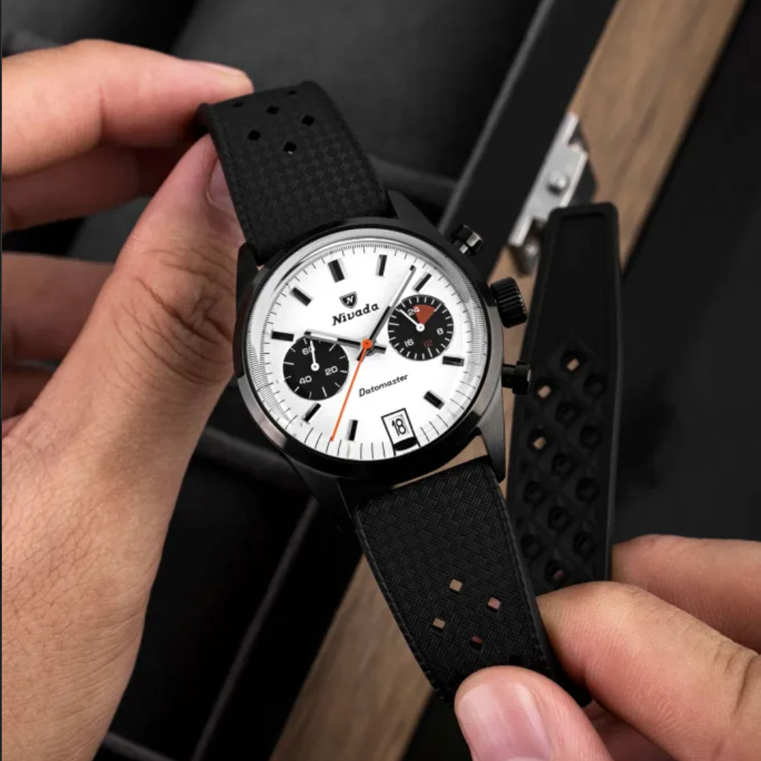 Datomaster Black LE Nivada — Herit Watches - Curadoria