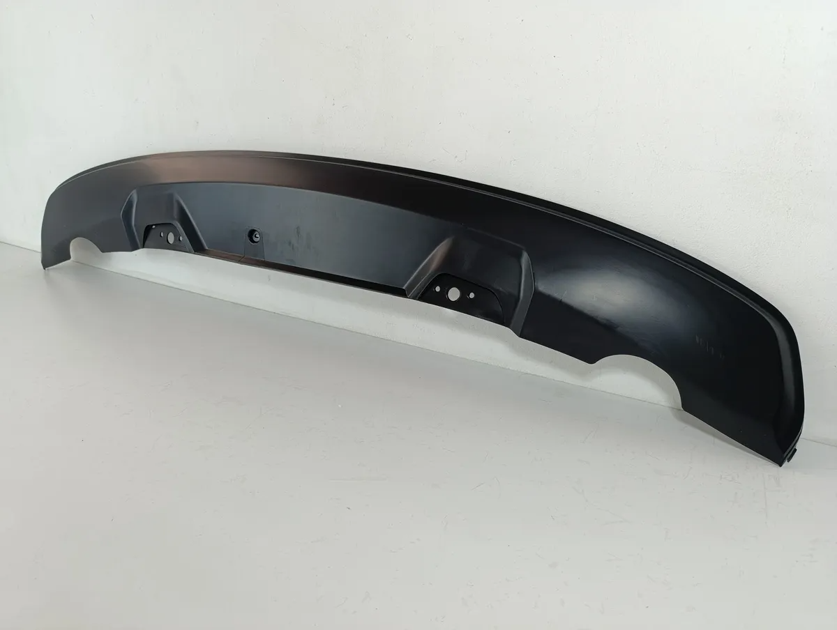 Spoiler Inferior Traseiro Volvo Xc40 2022 2023 2024 Novo Preto - Box7 ...