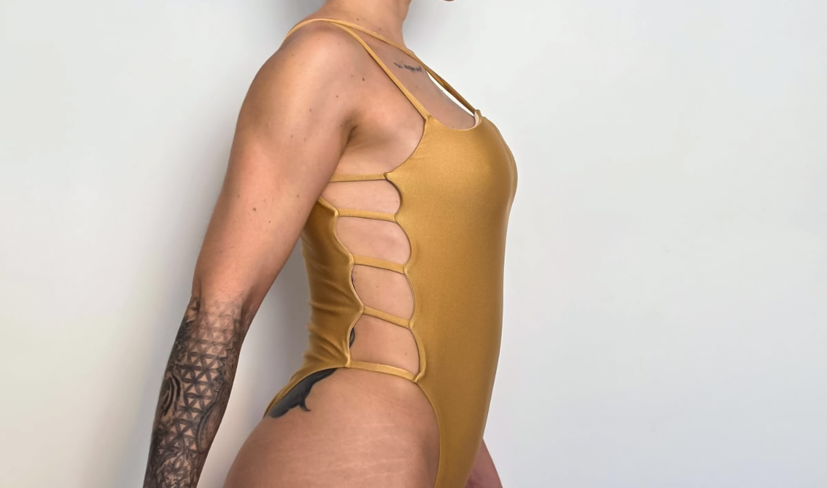 Body Star - DIVINE Polewear- Roupas de Pole Dance