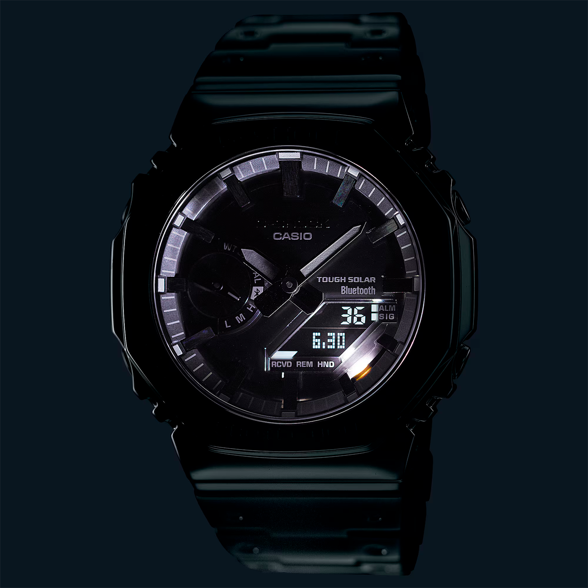 Casio G-Shock GM-B2100D-1ADR | Full Metal Solar Bluetooth - Omniverso