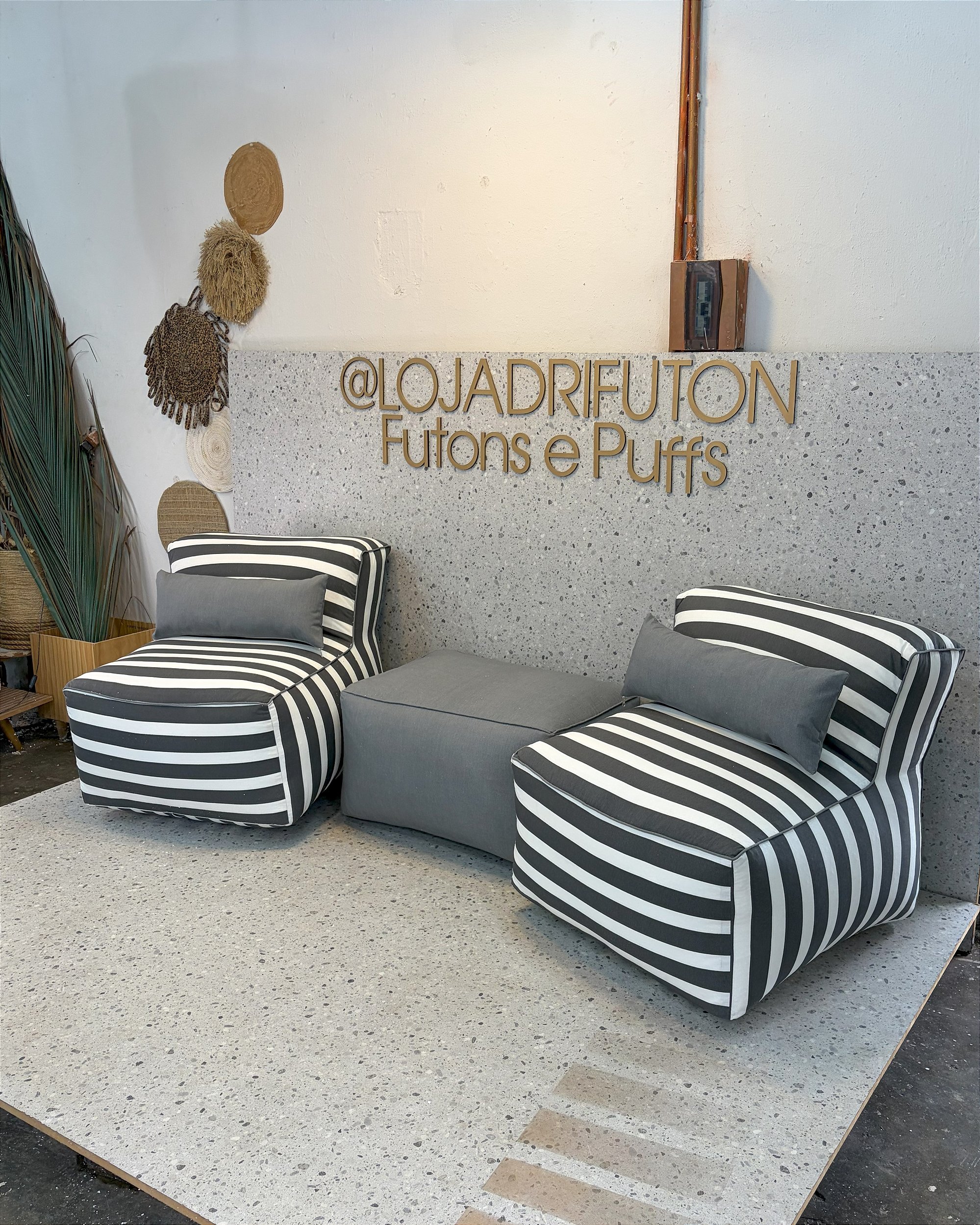 Conjunto Puff P Standard + 1 Peseira + 2 Almofadas - LojaDriFuton