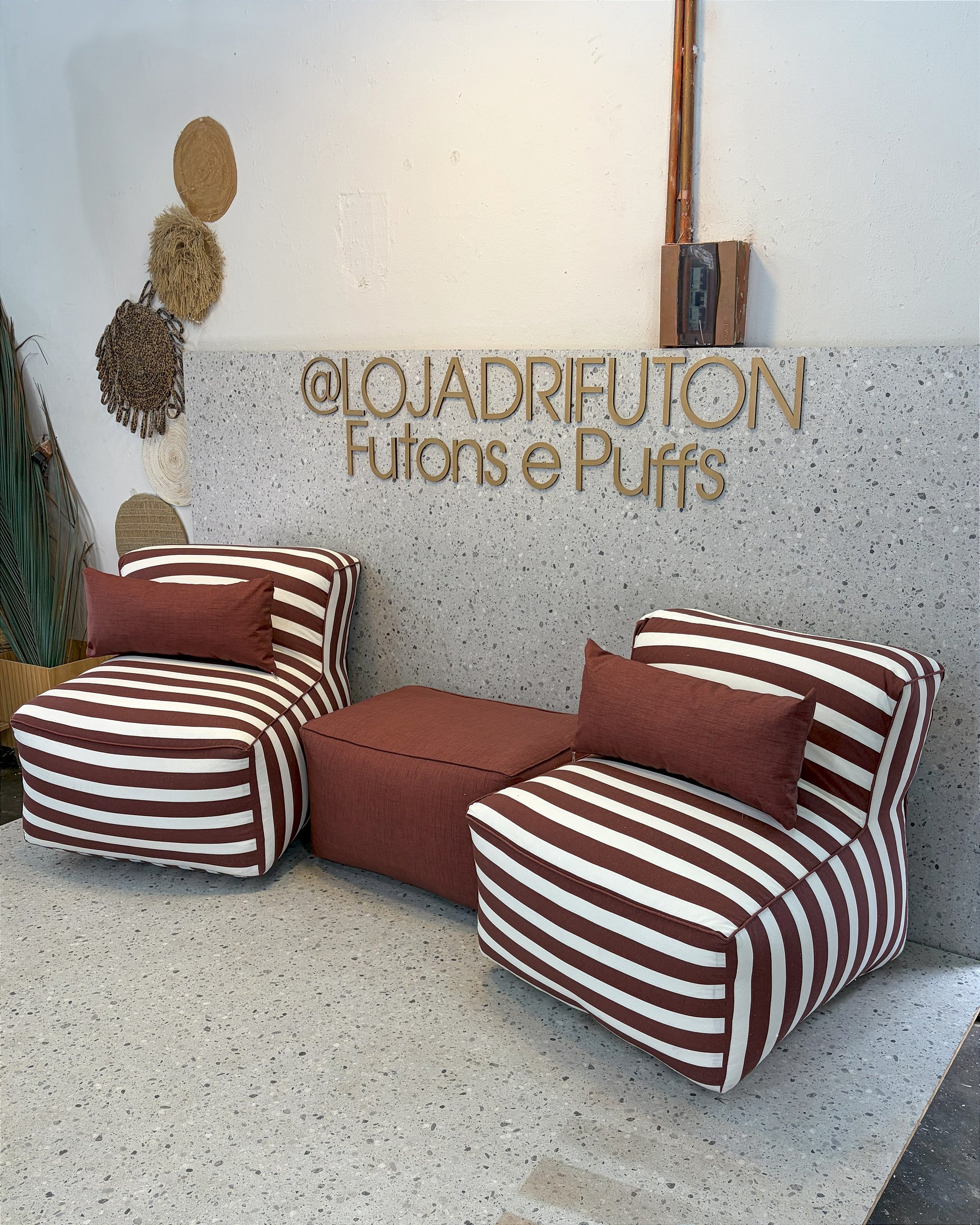 Conjunto Puff P Standard + 1 Peseira + 2 Almofadas - LojaDriFuton