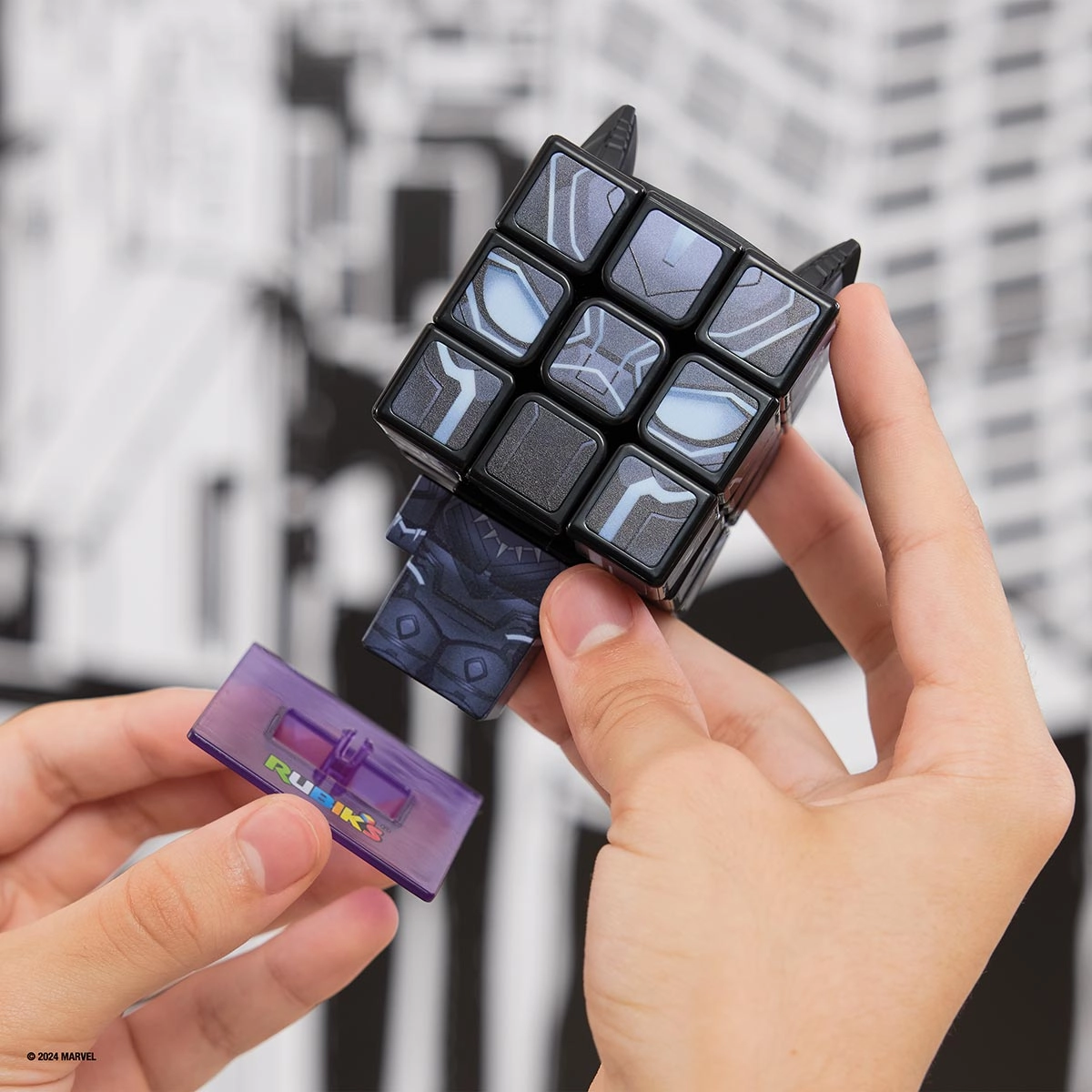Cubo Mágico 3x3x3 Rubik's Black Panther Cubers - Pantera Negra