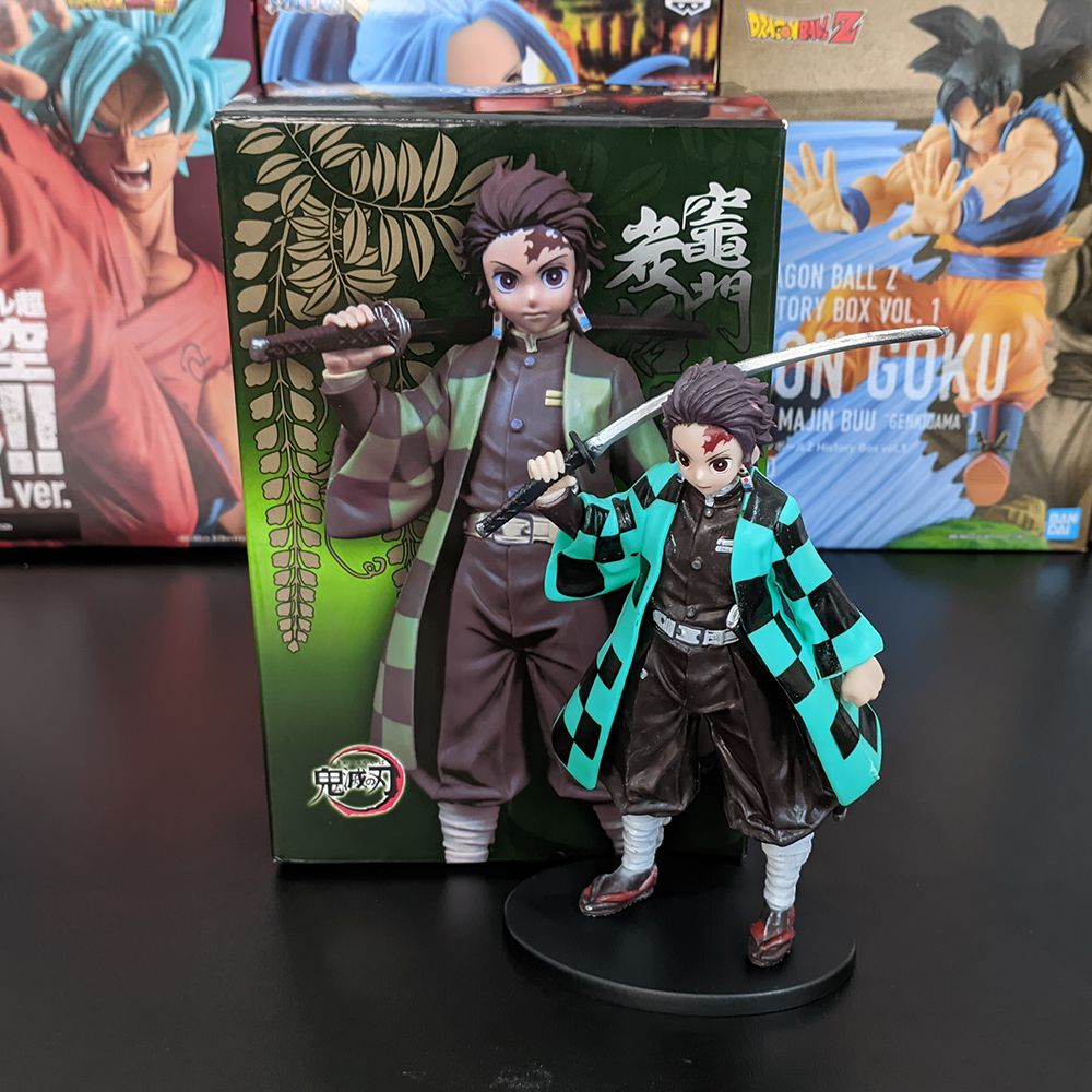 ACTION FIGURE DEMON SLAYER - TANJIRO - Raccoon - Colecionáveis