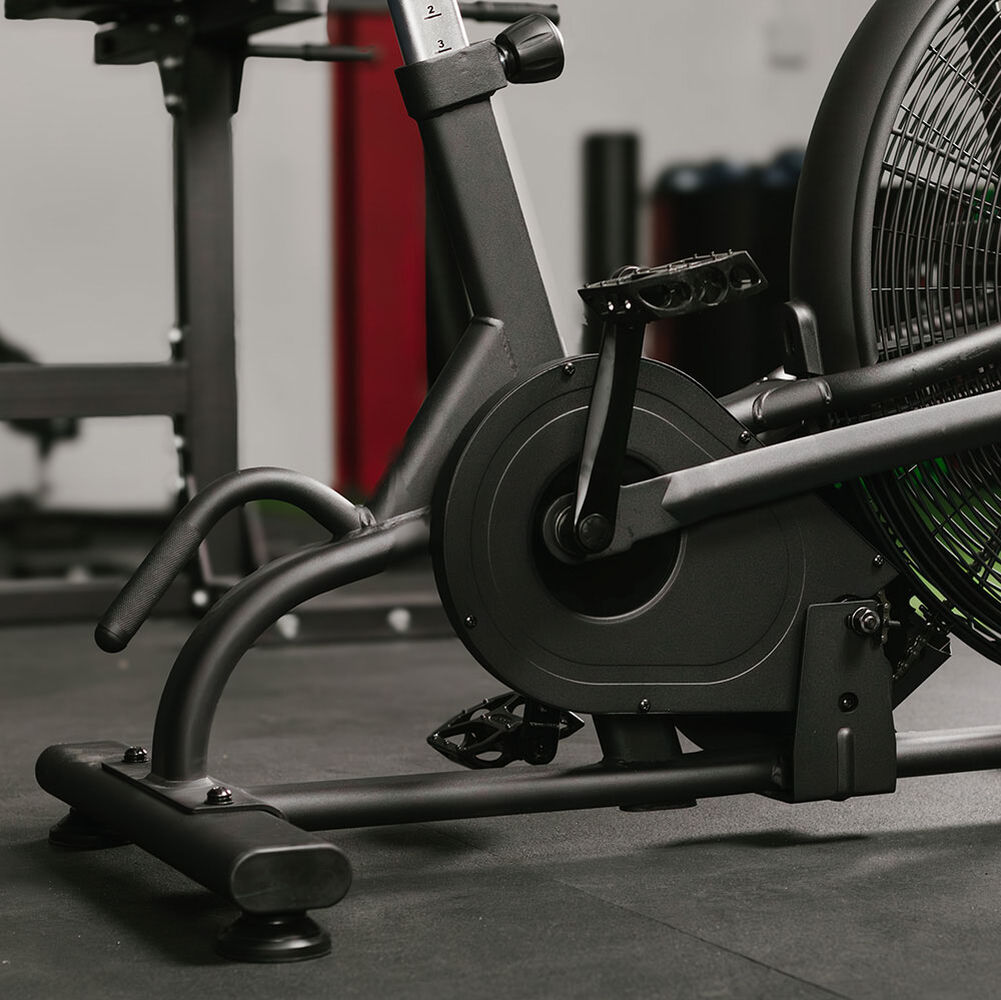 Bicicleta de Vento Titan Fitness Fan Bike com rodas e suportes incluso