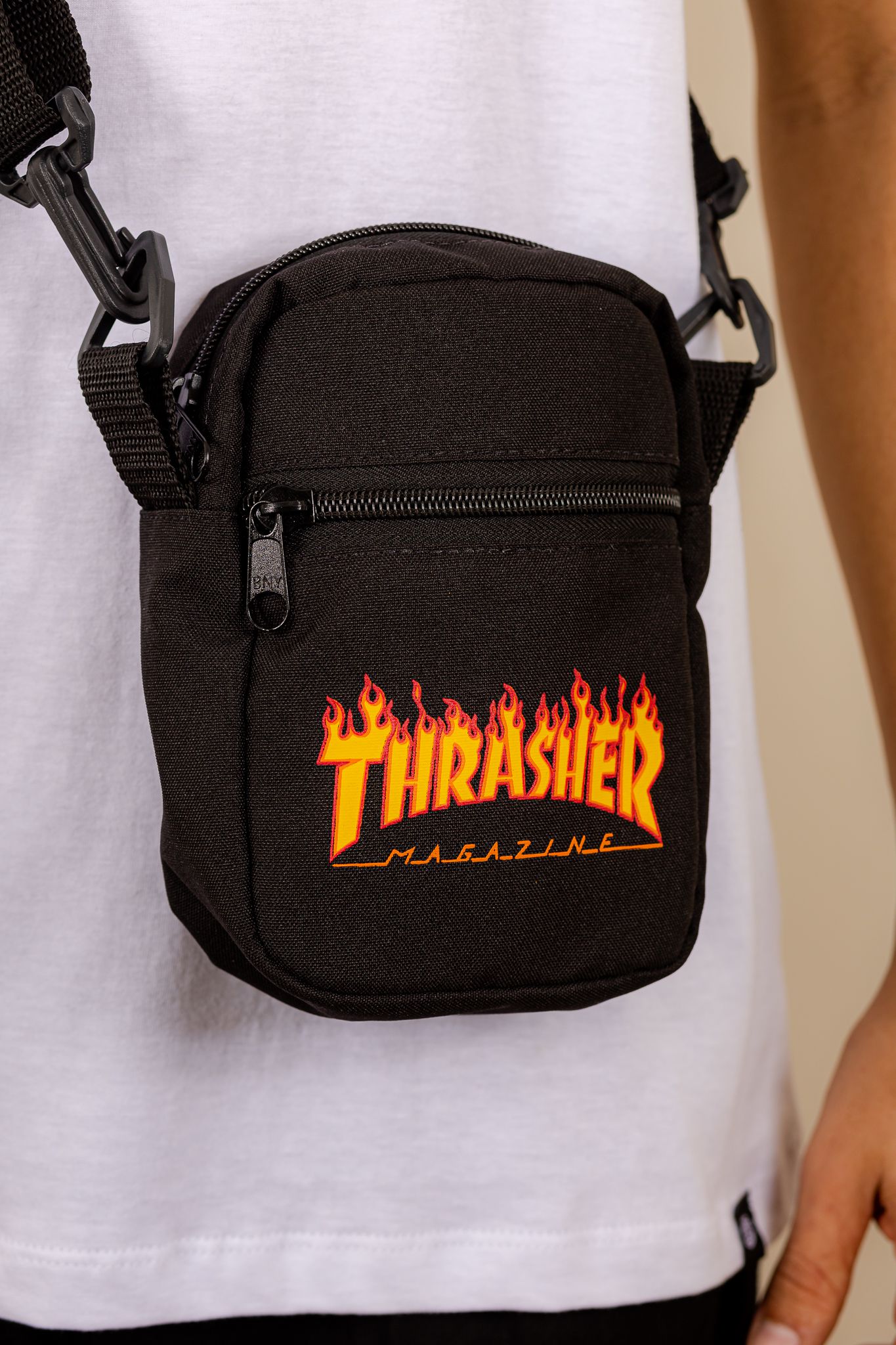 Shoulder Bag Thrasher Flame logo Living Skateshop Loja de