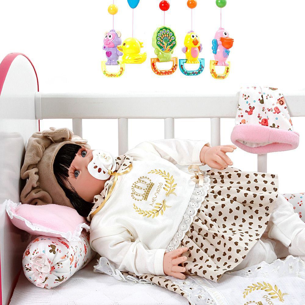 Boneca Bebê Reborn Princesa Larinha Loira Roupa Creme 53cm - Chic Outlet -  Economize com estilo!