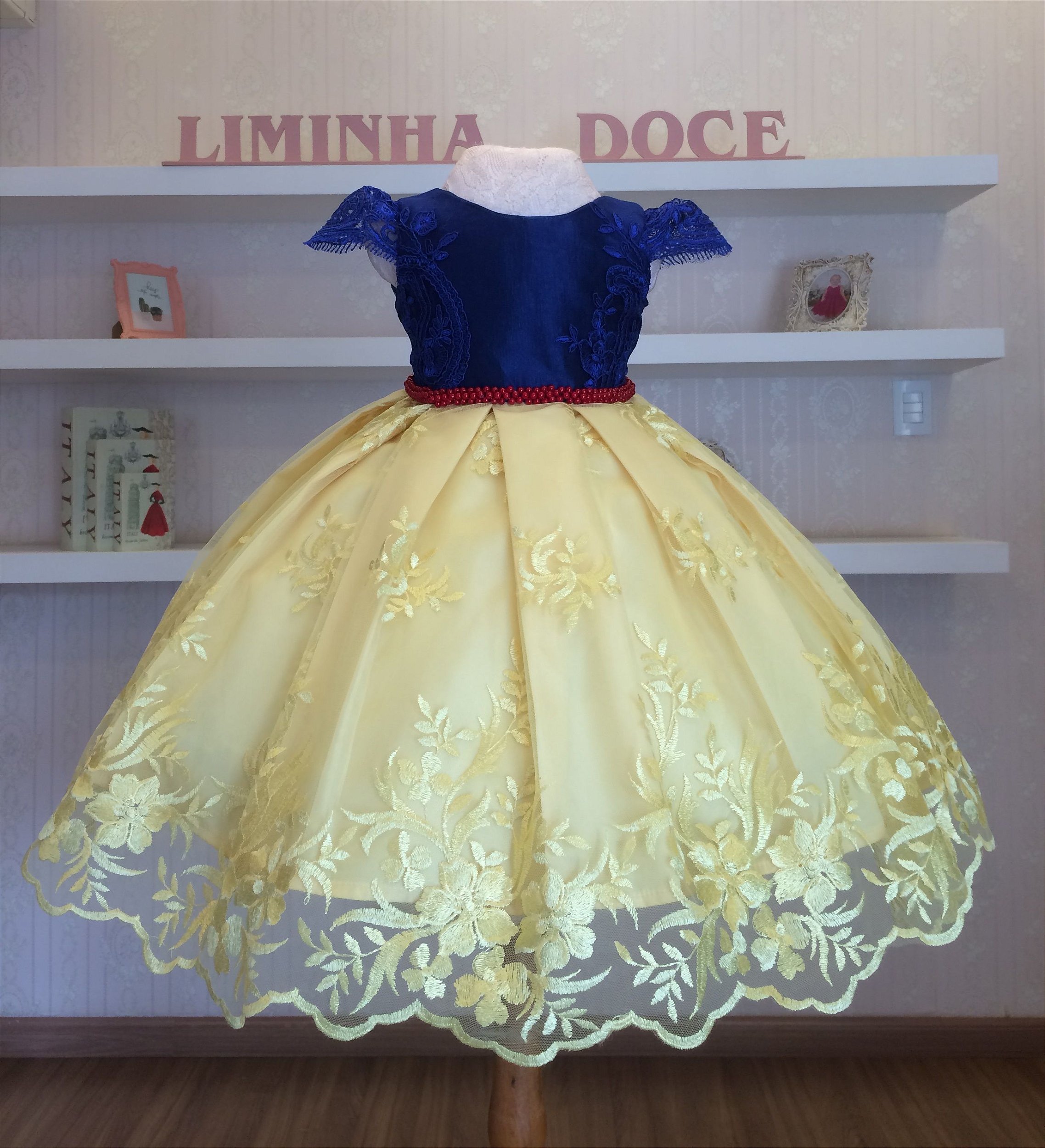 Vestido Branca De Neve -Vestidos de temas infantil - Liminha Doce - Vestidos  de Festa Infantis e Mãe e Filha