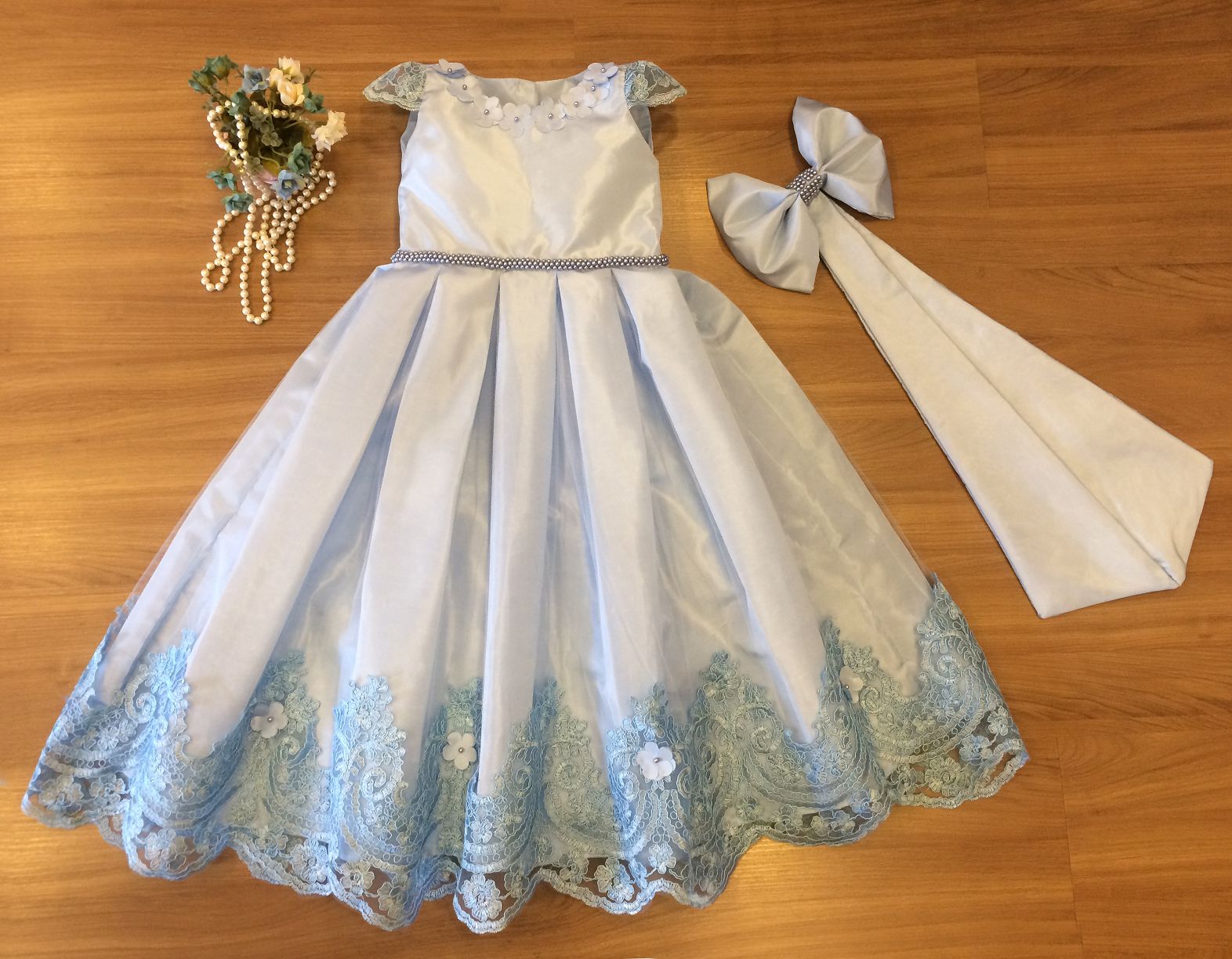 Vestido Daminha Luxo Azul - Dama de Honra - Liminha Doce - Vestidos de  Festa Infantis e Mãe e Filha