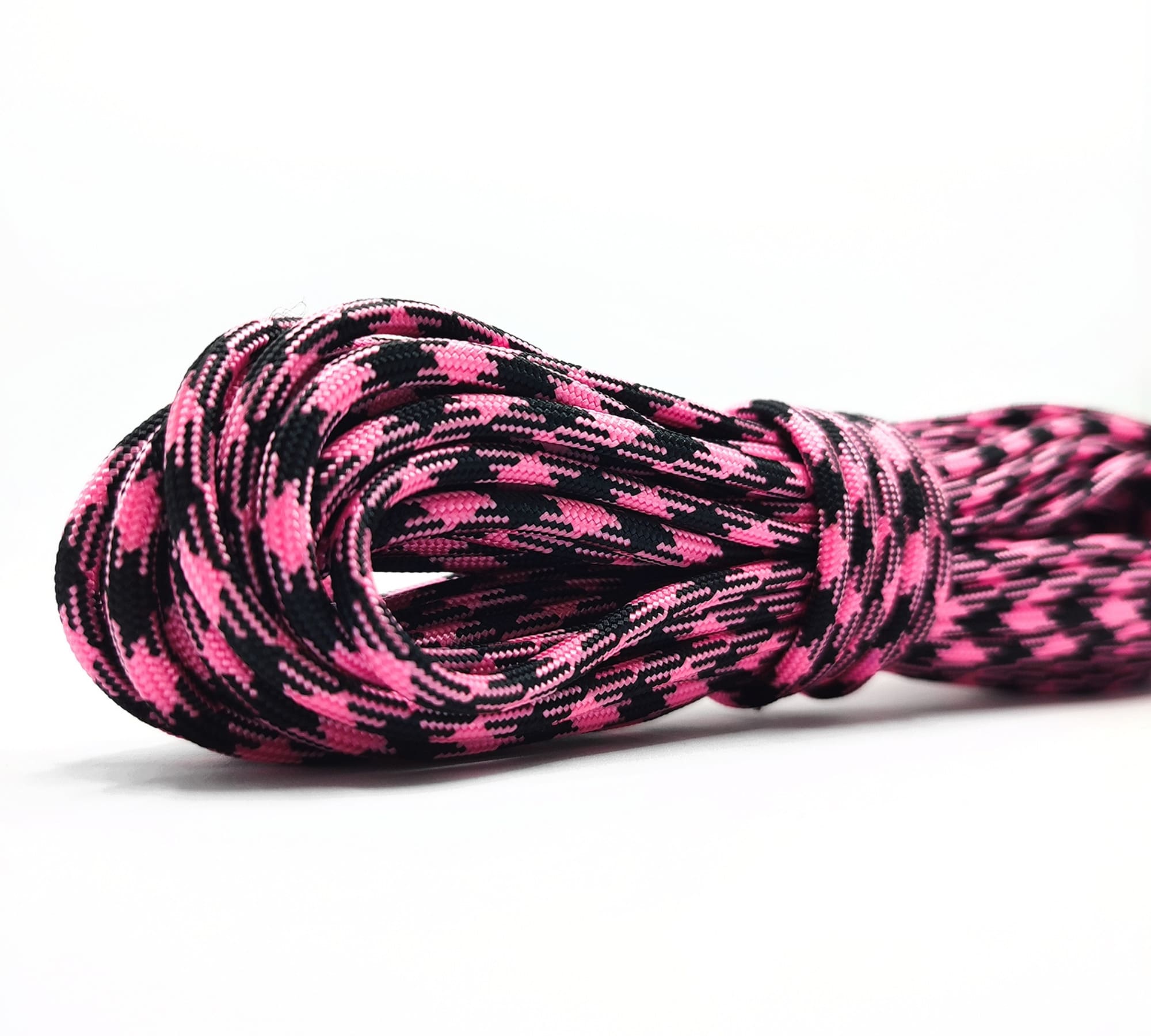 550 Paracord type III, kleur: Pink Camo, 100ft (30,48 m) | Voordelig