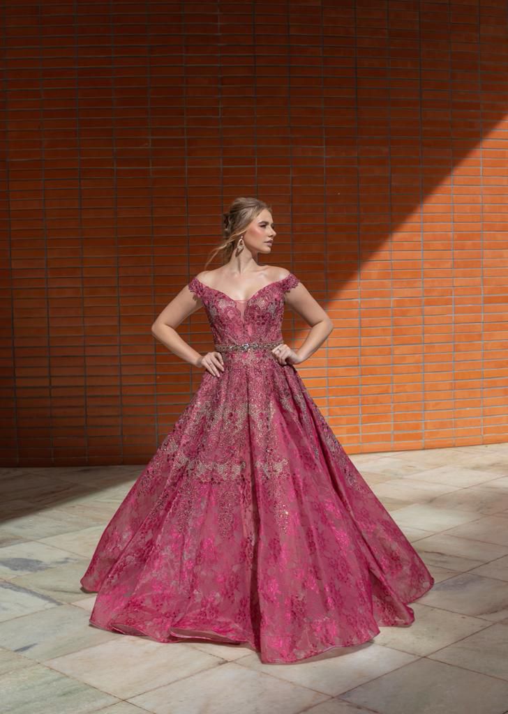 Vestido De Festa Longo Cranberry Rosa Aluguel Majestic - Closet - Locação e  Venda de Roupas para Festa