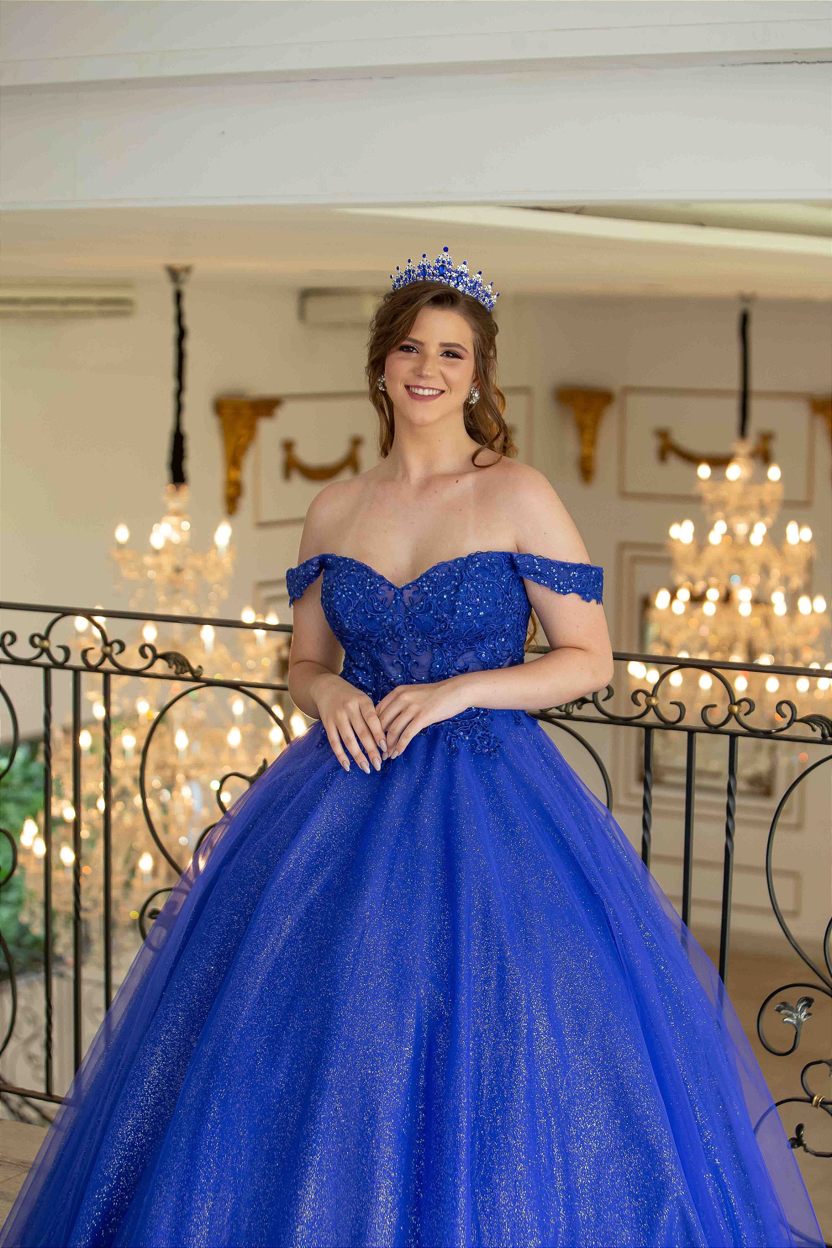Vestido Longo Debutante Elsa Azul Royal Aluguel - Closet - Locação e Venda  de Roupas para Festa