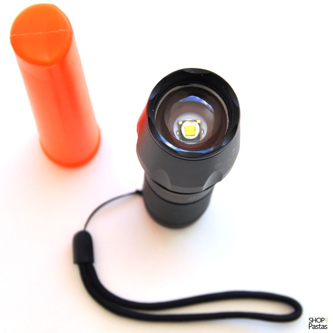 Lanterna Recarregável com Zoom + Bastão Sinalizador SOS - Shop Das