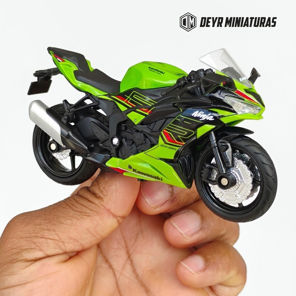 Miniatura Kawasaki Ninja ZX-6R 2023 RMZ City 1:18 - Miniaturas de