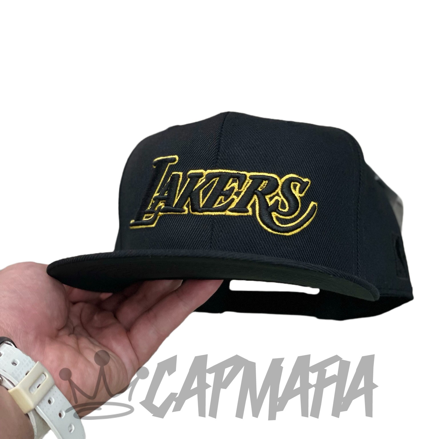 Bone Jordan Script Boné Los Angeles Lakers Script Preto Snapback Aba Reta - CAPMAFIA ⚡️ ...