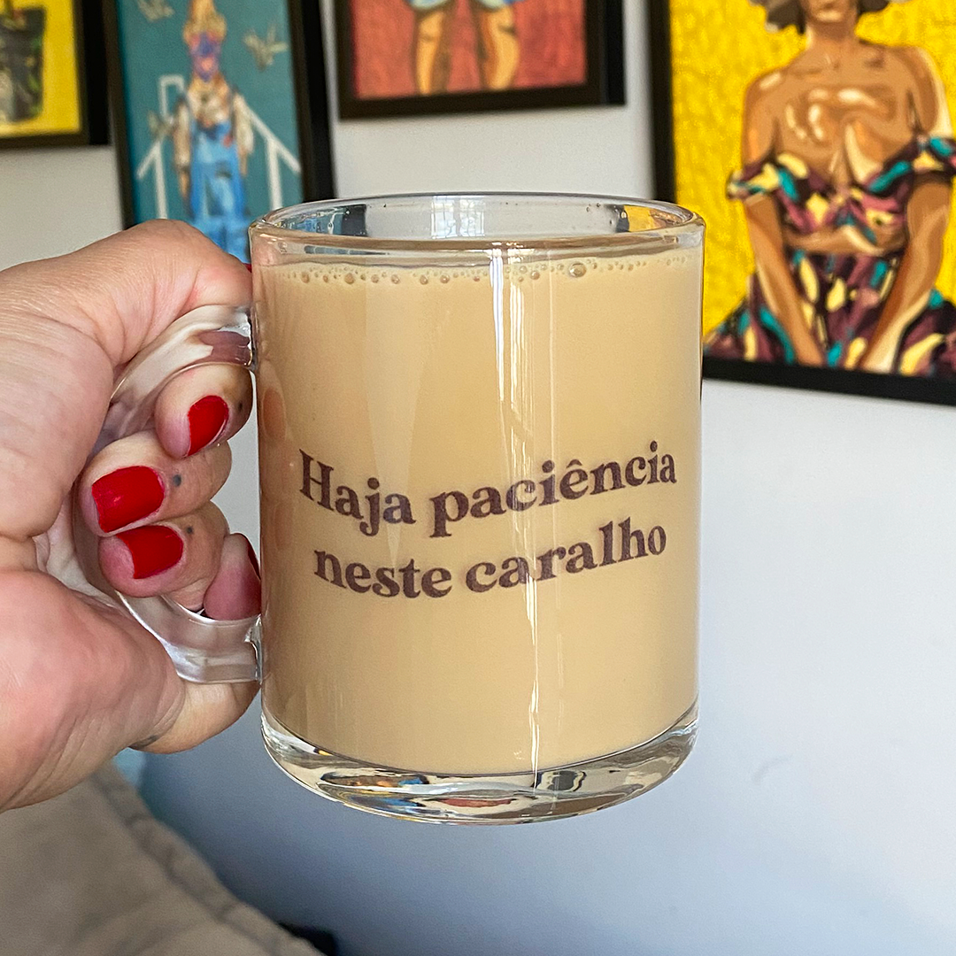 Caneca Haja Paciência Rosa - Andressa Herrera - Camisetas e acessórios  divertidos