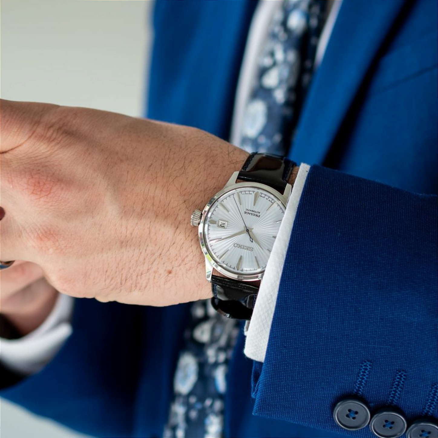 Relógio Seiko Presage Cocktail Time Skydiving SRPB43J1 40.5 mm