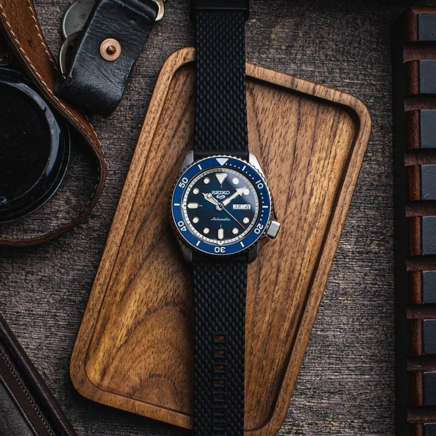 Relógio Seiko 5 Sports SRPD71K2 Automático 10 ATM Azul