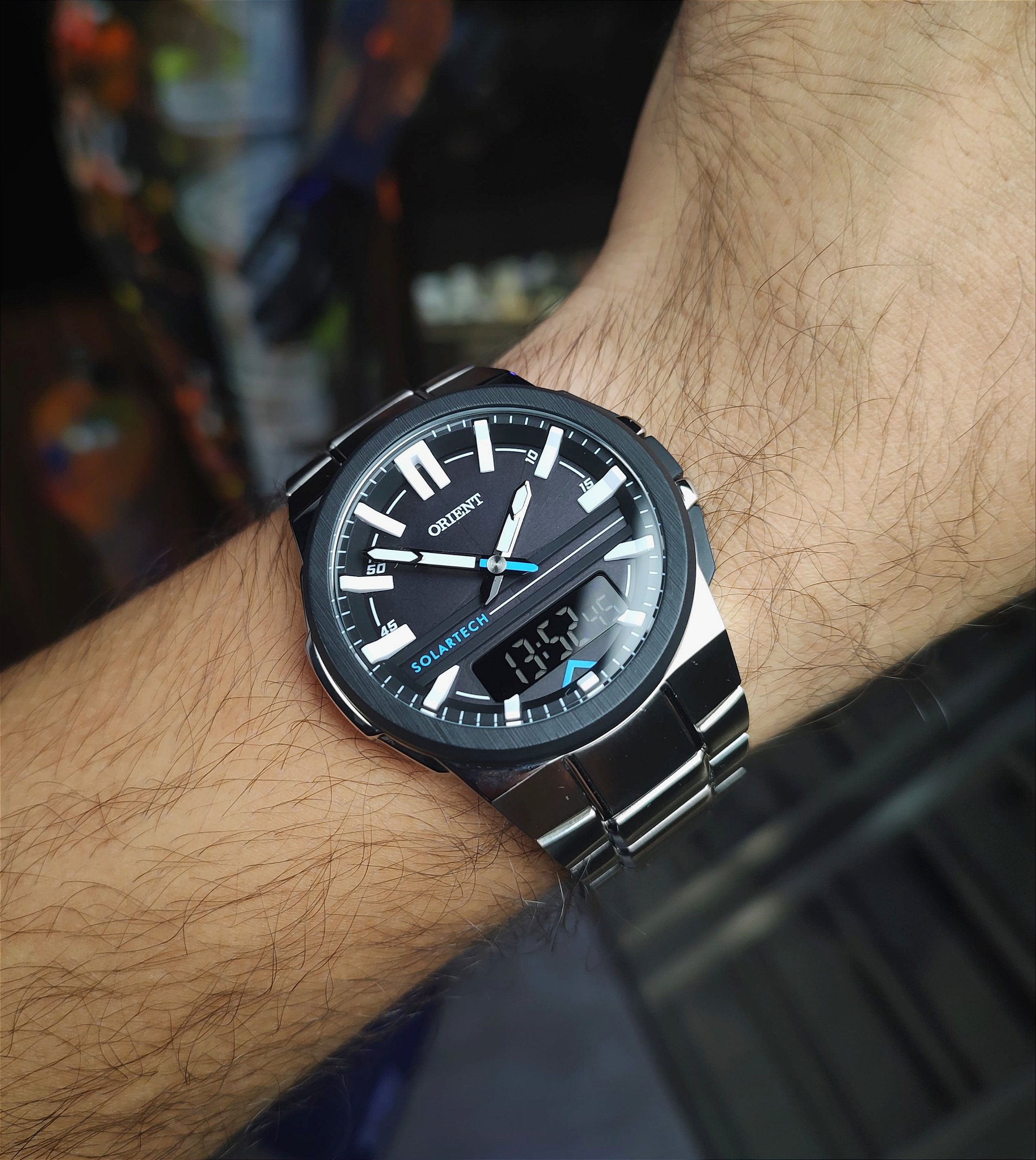 Orient MTSSA006 P1SX – Solar, Dual Time, Aço e Bisel Bioceramic