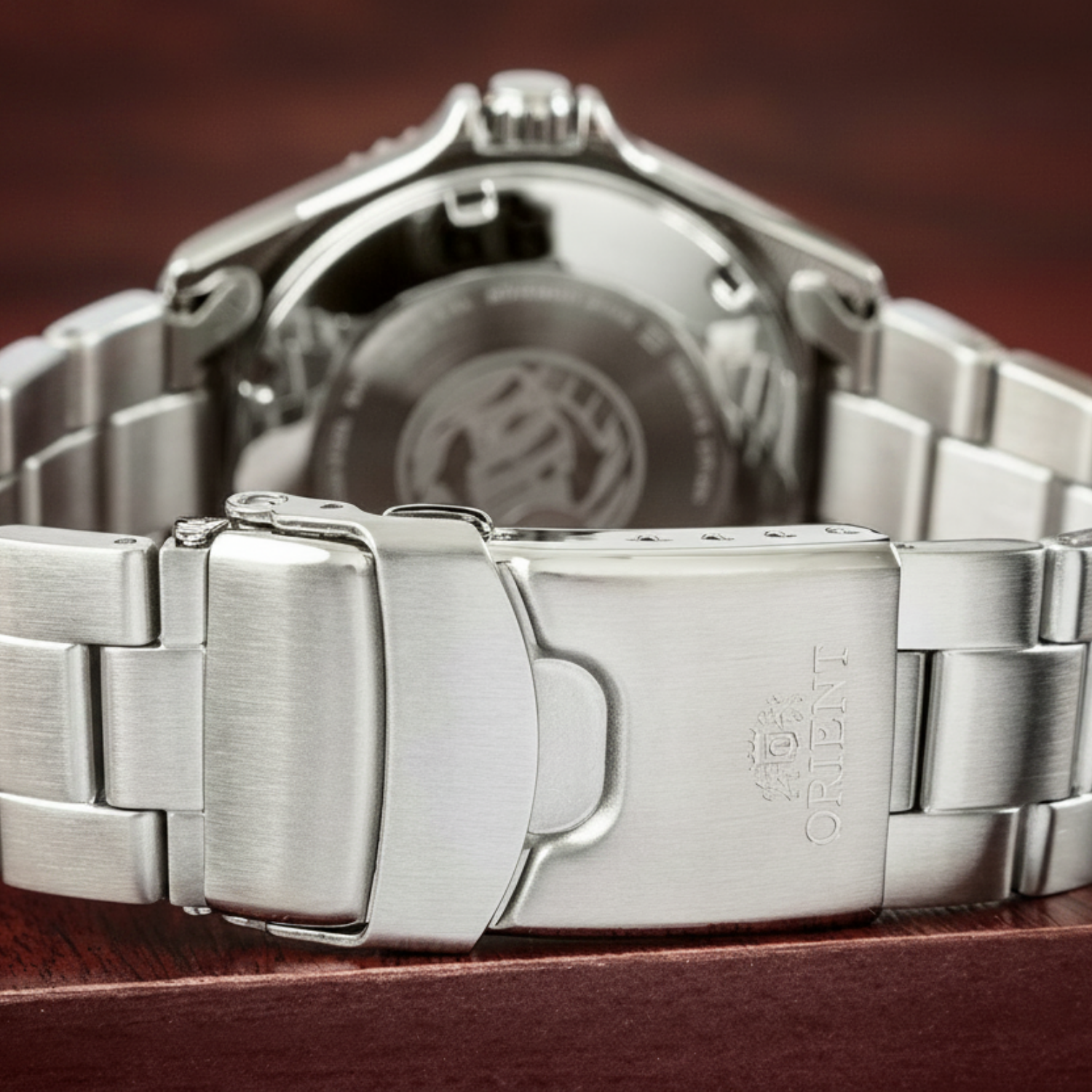 Orient Kamasu RA-AA0814R19B Vinho Automático - Relojoaria Impala