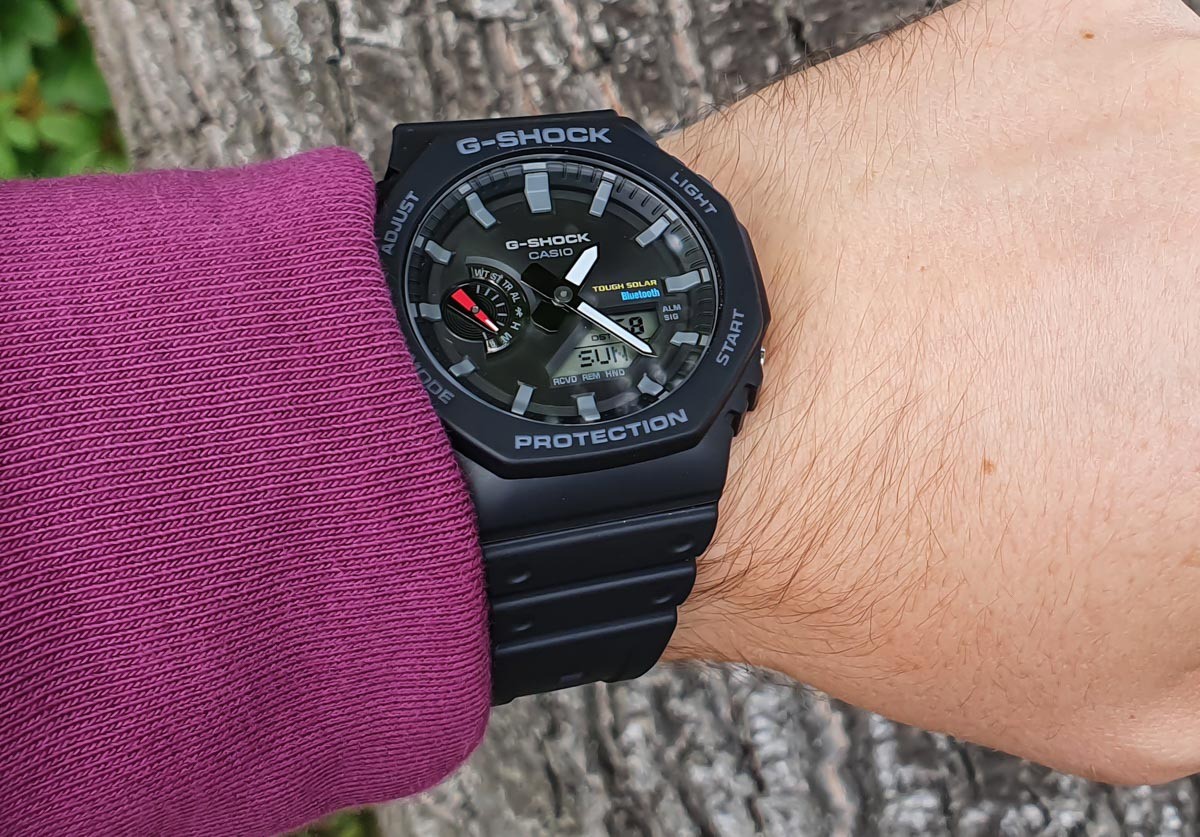 G-SHOCK GA-B2100-1ADR – Tough Solar, Bluetooth e 200m de