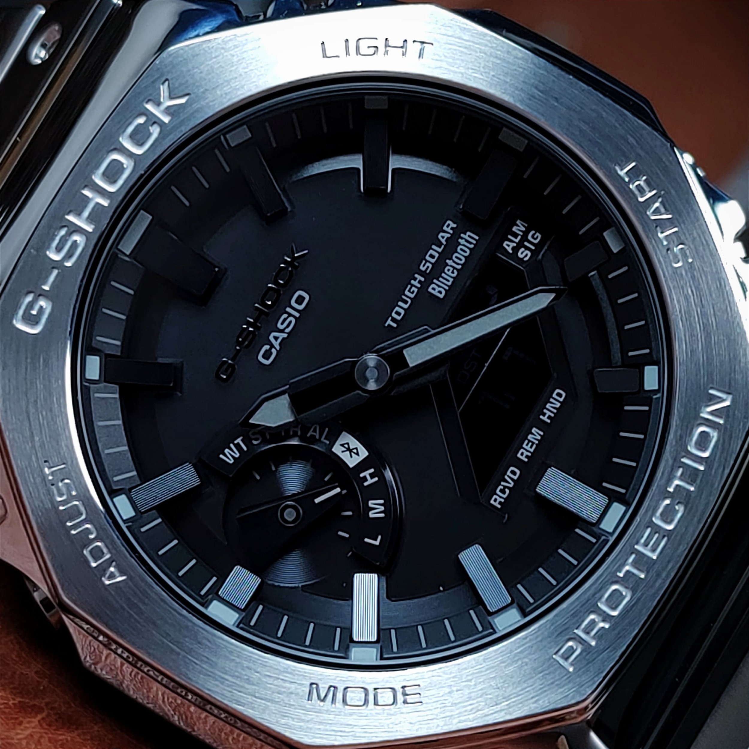 G-Shock GM-B2100D-1ADR Full Metal Prata Bluetooth 200M