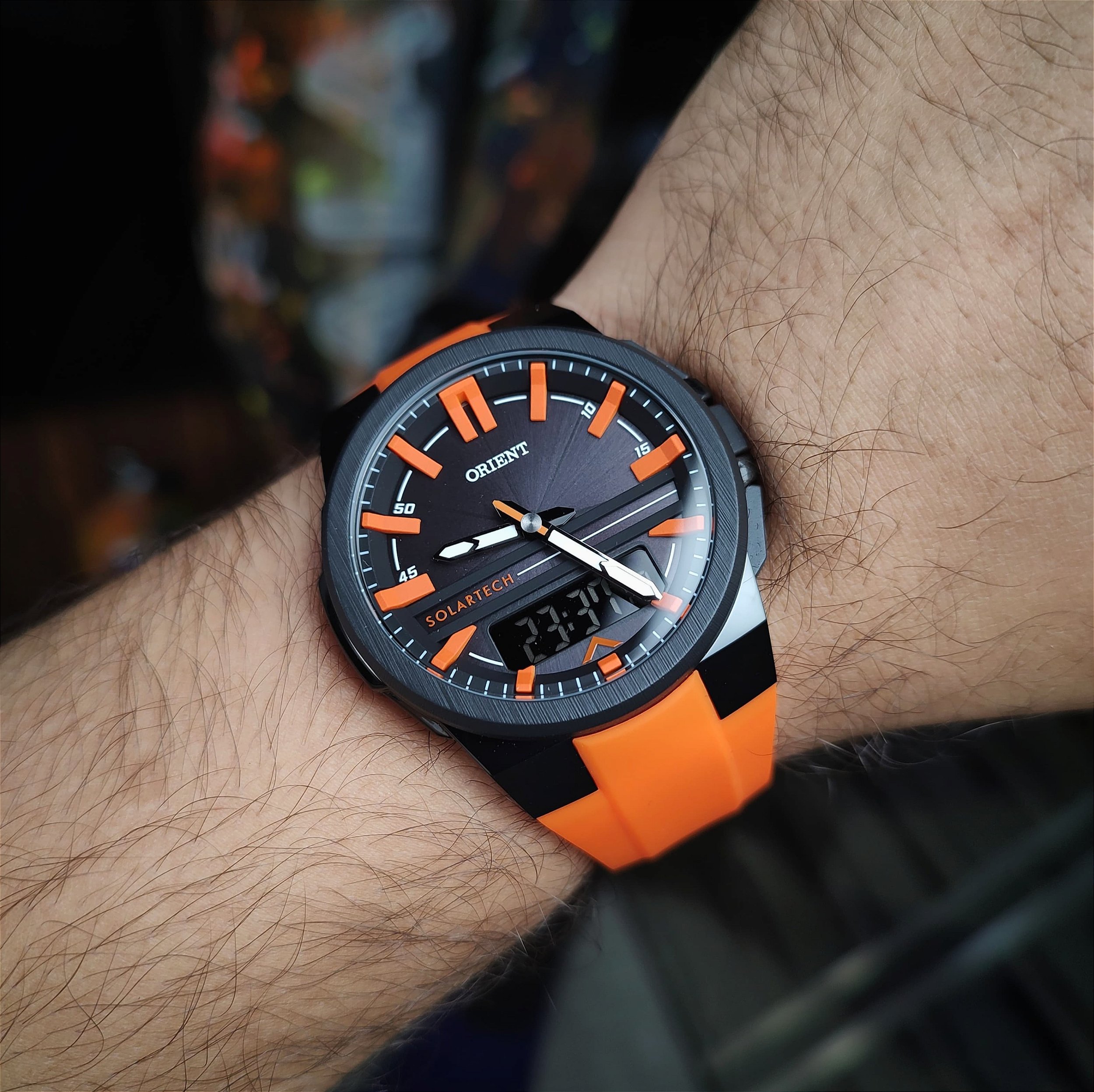 Orient MPSPA009 P1OX – Solar, Bioceramica e Silicone laranja