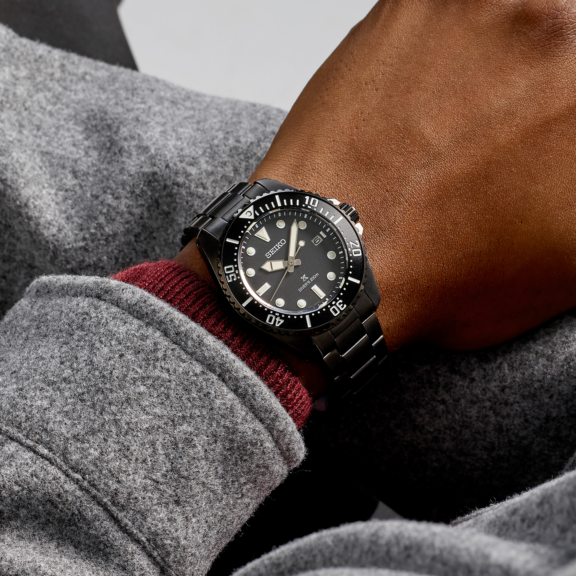 Seiko Prospex SNE599 Diver Solar 200m – IP Black - Relojoaria