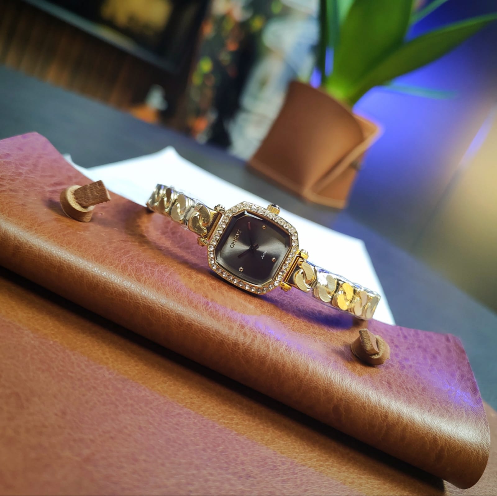 Orient LGSS0062 G1KX – Feminino Mini, Elegante, IP Gold e