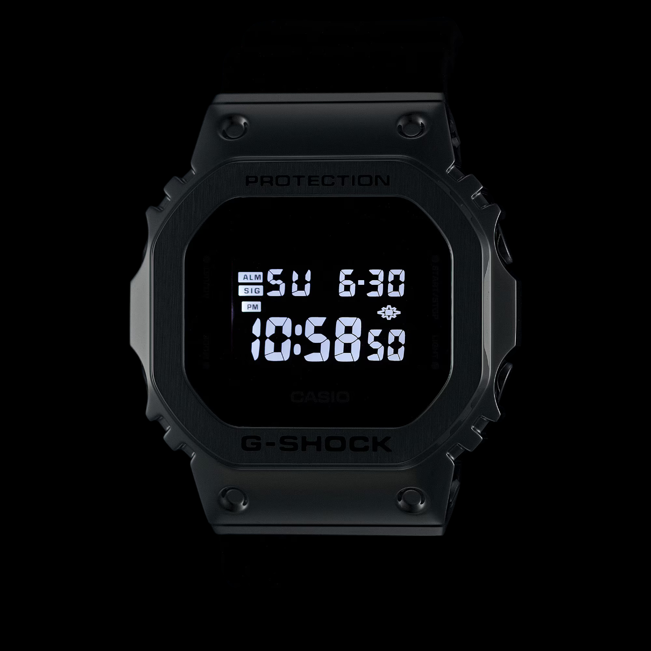 CASIO G-SHOCK GM-5600U-1 本体のみ G-SHOCK GM-5600U-1DR – Clássico Quadrado, Estilo Metal e 200M