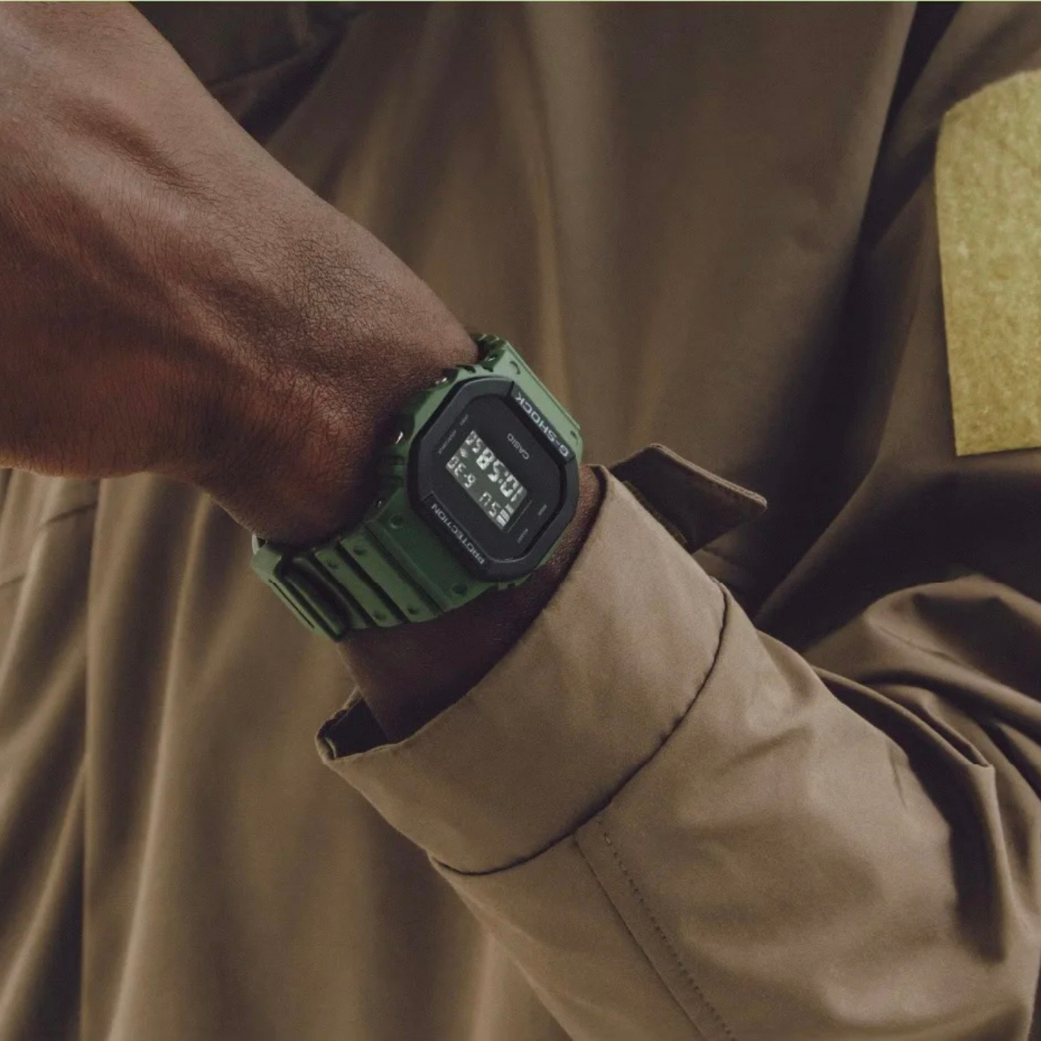 G-SHOCK DW-5610UU-3DR Urban Utility Verde Oliva – Resistência 200M