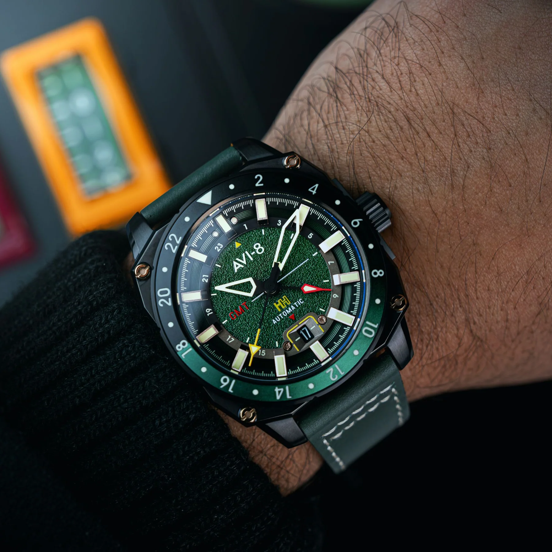 Relógio Hawker Hunter Atlas GMT AV-4122-03 Automático Verde