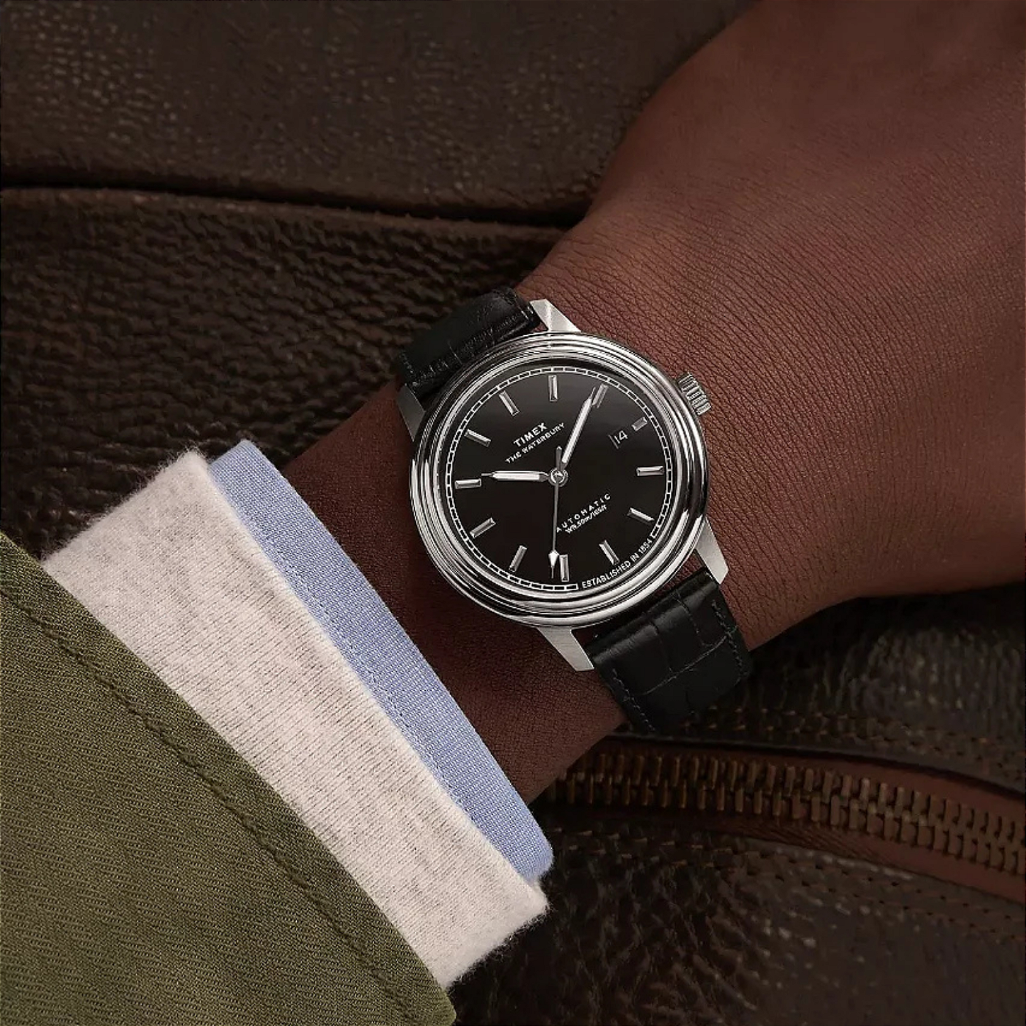 Timex Waterbury TW2Y23000 automático com caixa 41 mm e fundo